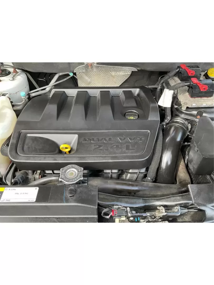 2016 Jeep Compass Latitude (1C4NJDEB9GD) with an 2.4L I-4 DOHC engine, located at 401 Woodman Dr, Riverside, OH, 45431, (937) 908-9800, 39.760899, -84.123421 - 2016 Jeep Compass Latitude - Photo#9