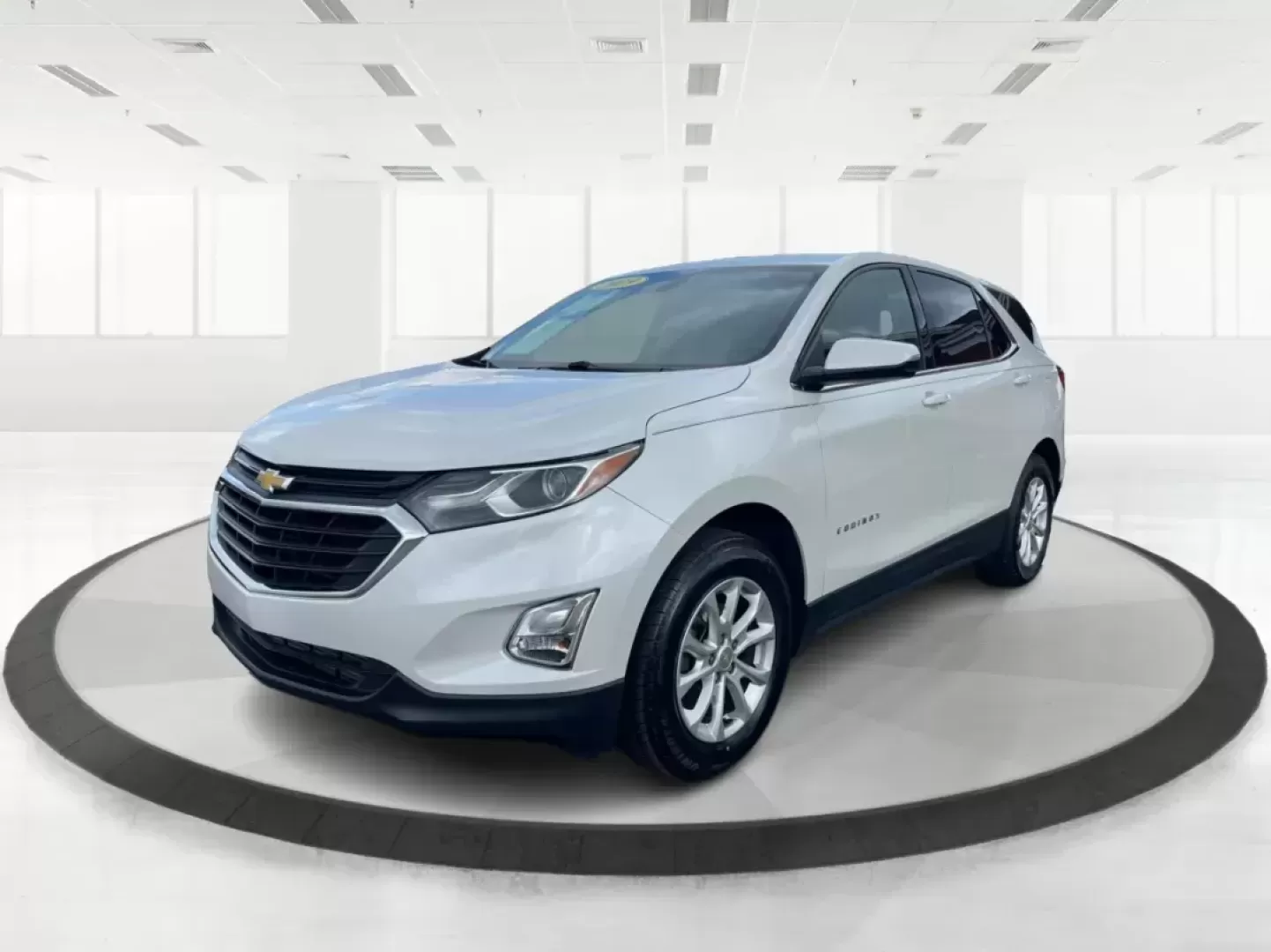 2019 Chevrolet Equinox LT (2GNAXUEV1K6) with an 1.5L I-4 gasoline direct injection engine, located at 4508 South Dixie Dr, Moraine, OH, 45439, (937) 908-9800, 39.689976, -84.218452 - Photo#7