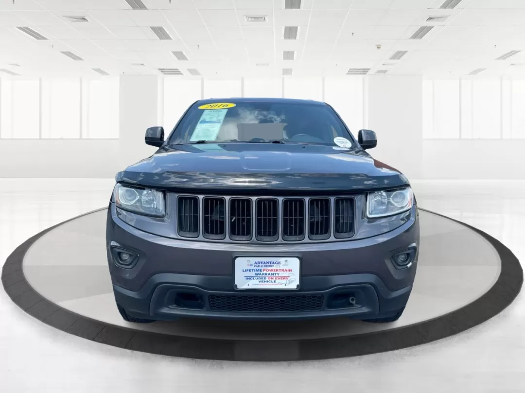 2016 Jeep Grand Cherokee Laredo (1C4RJFAG8GC) with an Pentastar 3.6L V-6 DOHC engine, located at 880 E. National Road, Vandalia, OH, 45377, (937) 908-9800, 39.891918, -84.183594 - Photo#7