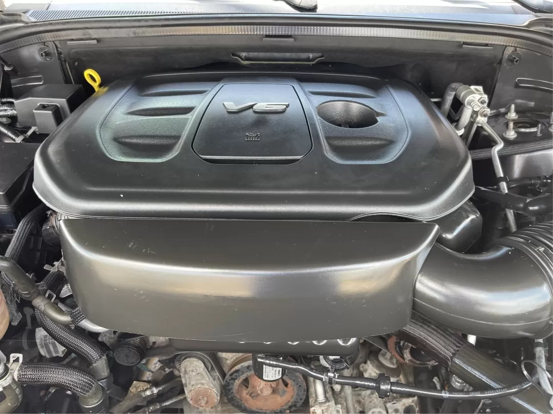 2016 Jeep Grand Cherokee Laredo (1C4RJFAG8GC) with an Pentastar 3.6L V-6 DOHC engine, located at 880 E. National Road, Vandalia, OH, 45377, (937) 908-9800, 39.891918, -84.183594 - Photo#11