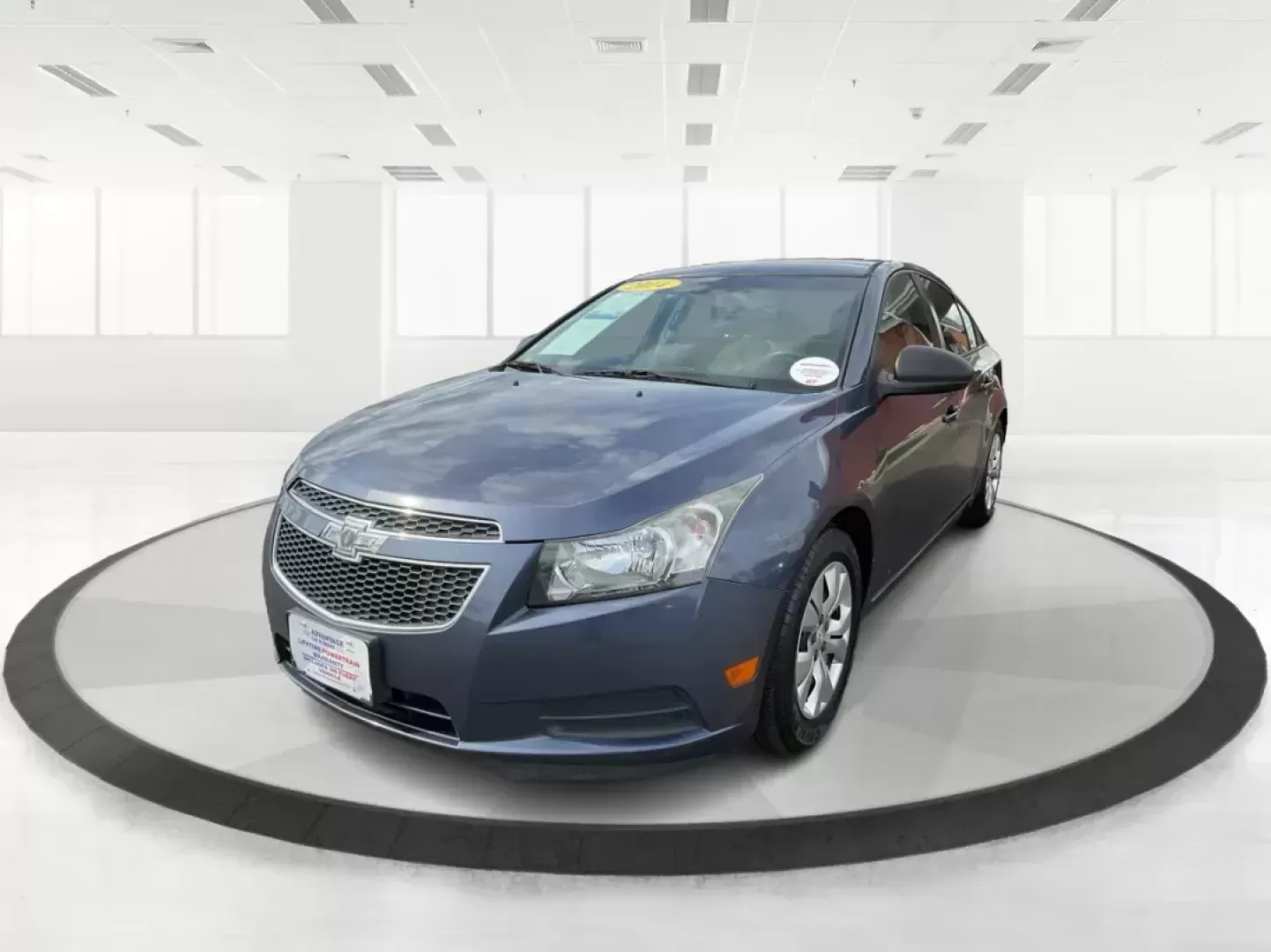 2014 Chevrolet Cruze LS Auto (1G1PA5SG0E7) with an ECOTEC 1.8L I-4 DOHC engine, located at 1230 East Main St, Xenia, OH, 45385, (937) 908-9800, 39.688026, -83.910172 - Photo#8