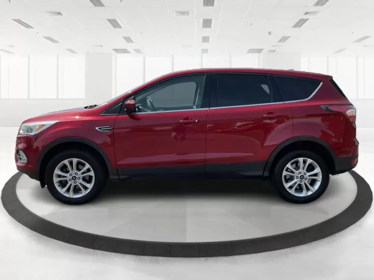 2017 Ford Escape SE (1FMCU0GD3HU) with an Other engine, located at 1184 Kauffman Ave, Fairborn, OH, 45324, (937) 908-9800, 39.807072, -84.030914 - 2017 Ford Escape SE - Photo#5
