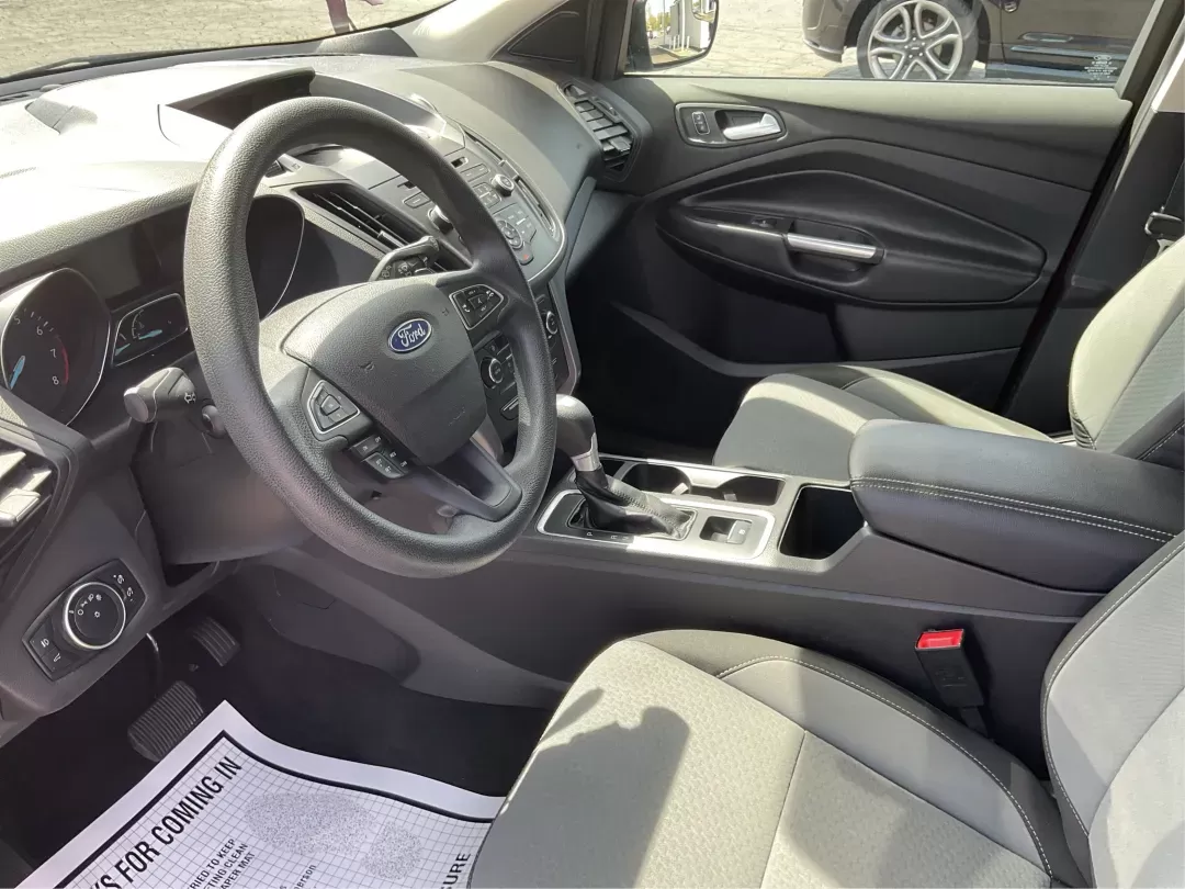 2017 Ford Escape SE (1FMCU0GD3HU) with an Other engine, located at 1184 Kauffman Ave, Fairborn, OH, 45324, (937) 908-9800, 39.807072, -84.030914 - 2017 Ford Escape SE - Photo#8