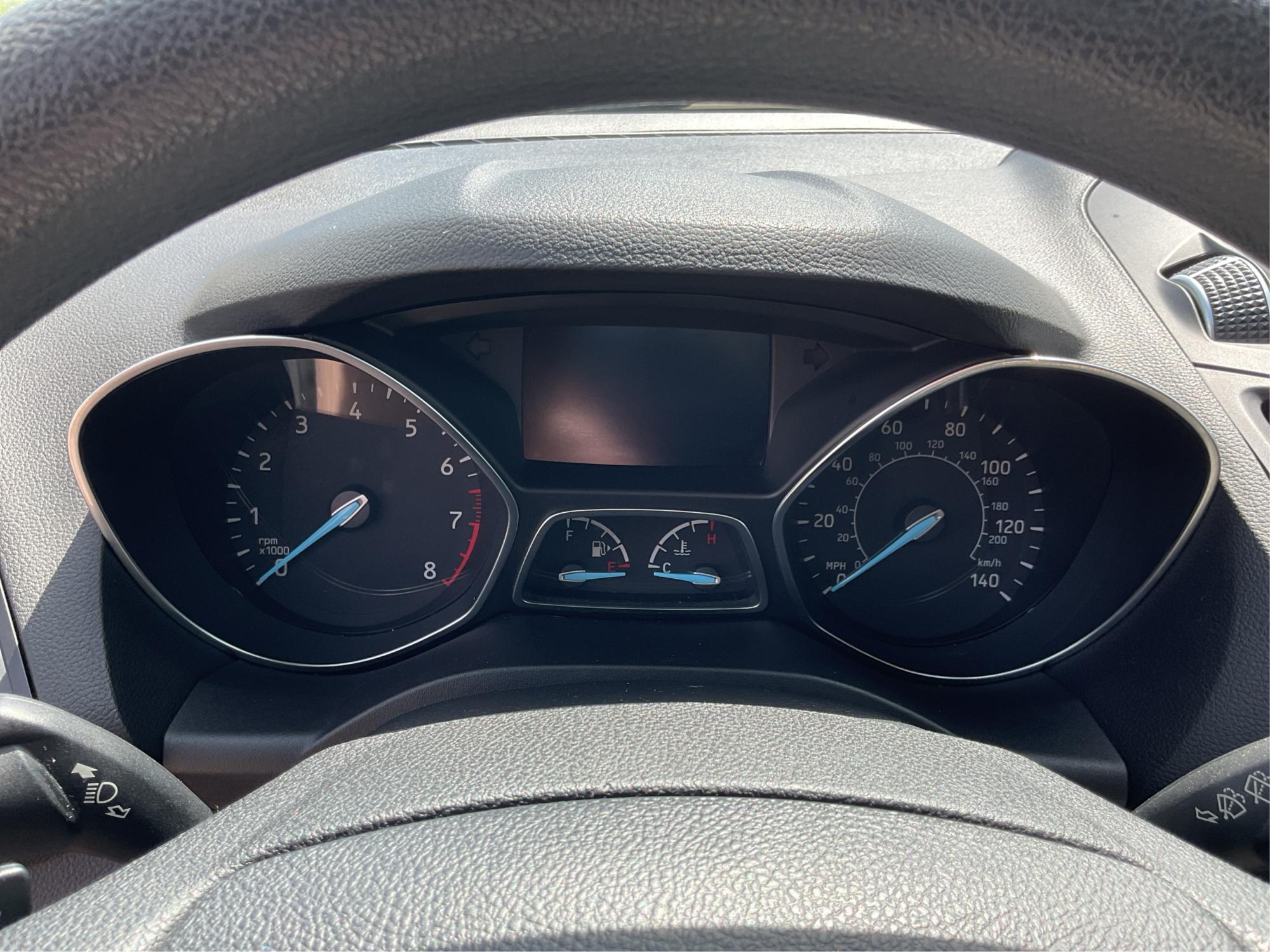 2017 Ford Escape SE (1FMCU0GD3HU) with an Other engine, located at 1184 Kauffman Ave, Fairborn, OH, 45324, (937) 908-9800, 39.807072, -84.030914 - Photo#14