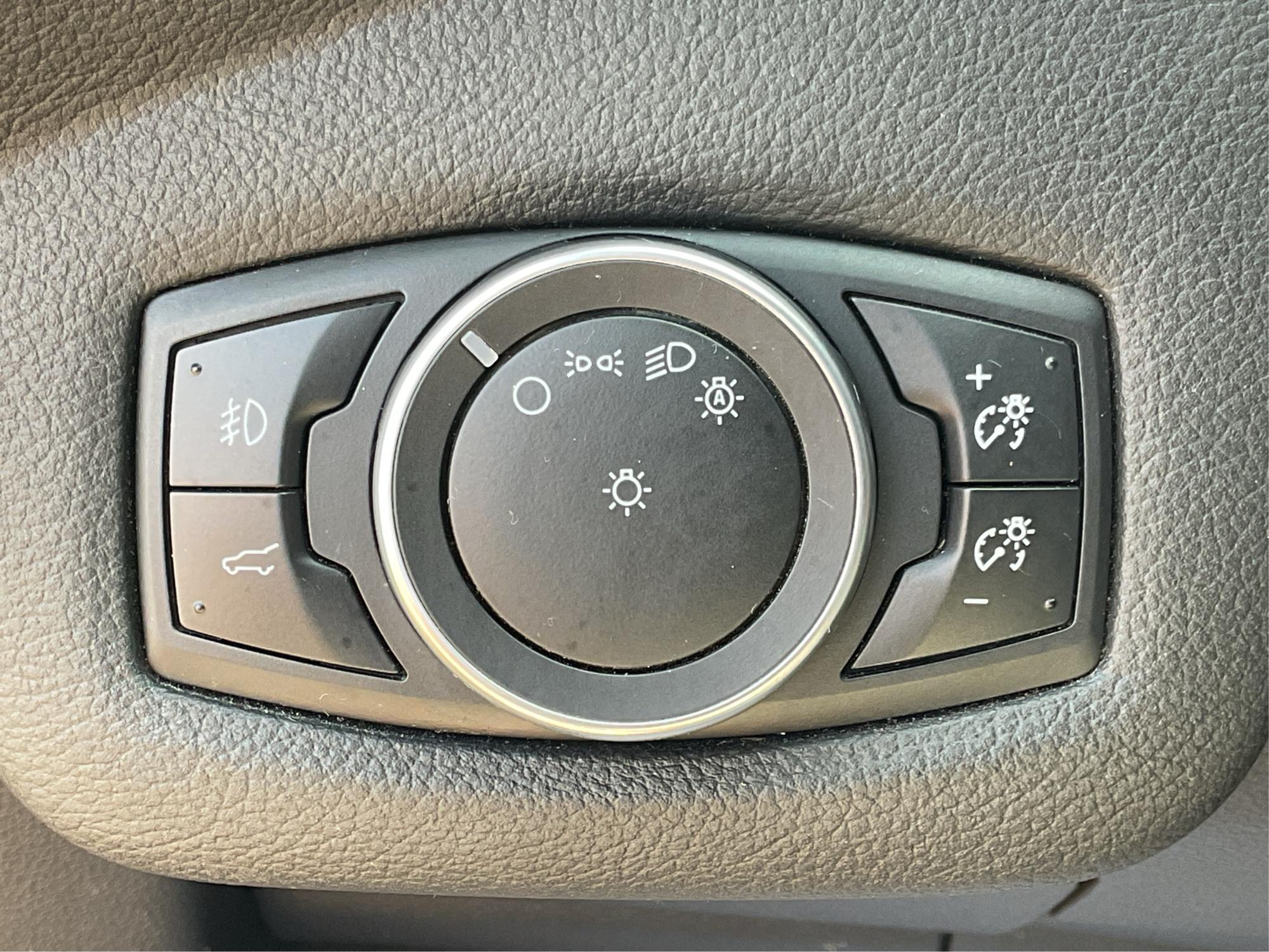 2017 Ford Escape SE (1FMCU0GD3HU) with an Other engine, located at 1184 Kauffman Ave, Fairborn, OH, 45324, (937) 908-9800, 39.807072, -84.030914 - Photo#16