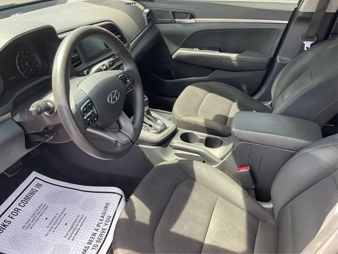 2019 Hyundai Elantra SE (5NPD74LF7KH) with an Nu 2L I-4 DOHC engine, located at 401 Woodman Dr, Riverside, OH, 45431, (937) 908-9800, 39.760899, -84.123421 - 2019 Hyundai Elantra SE - Photo#8
