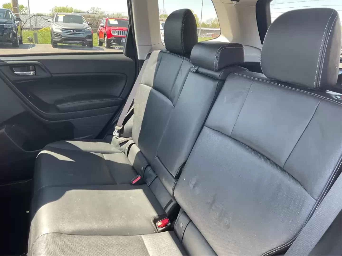 2015 Subaru Forester 2.5i Limited (JF2SJAHC5FH) with an 2.5L H-4 DOHC engine, located at 1184 Kauffman Ave, Fairborn, OH, 45324, (937) 908-9800, 39.807072, -84.030914 - Photo#10