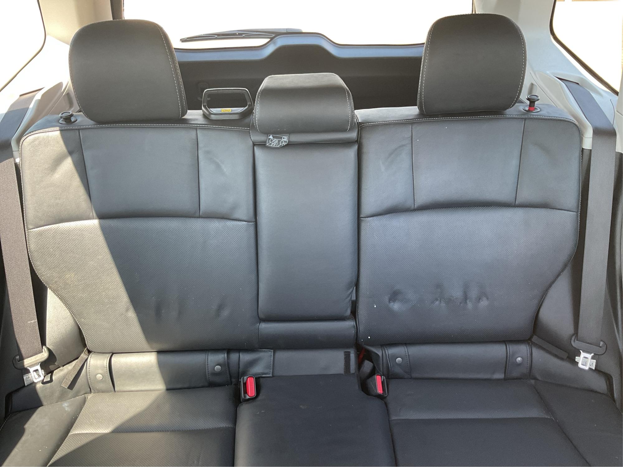 2015 Subaru Forester 2.5i Limited (JF2SJAHC5FH) with an 2.5L H-4 DOHC engine, located at 1184 Kauffman Ave, Fairborn, OH, 45324, (937) 908-9800, 39.807072, -84.030914 - Photo#13