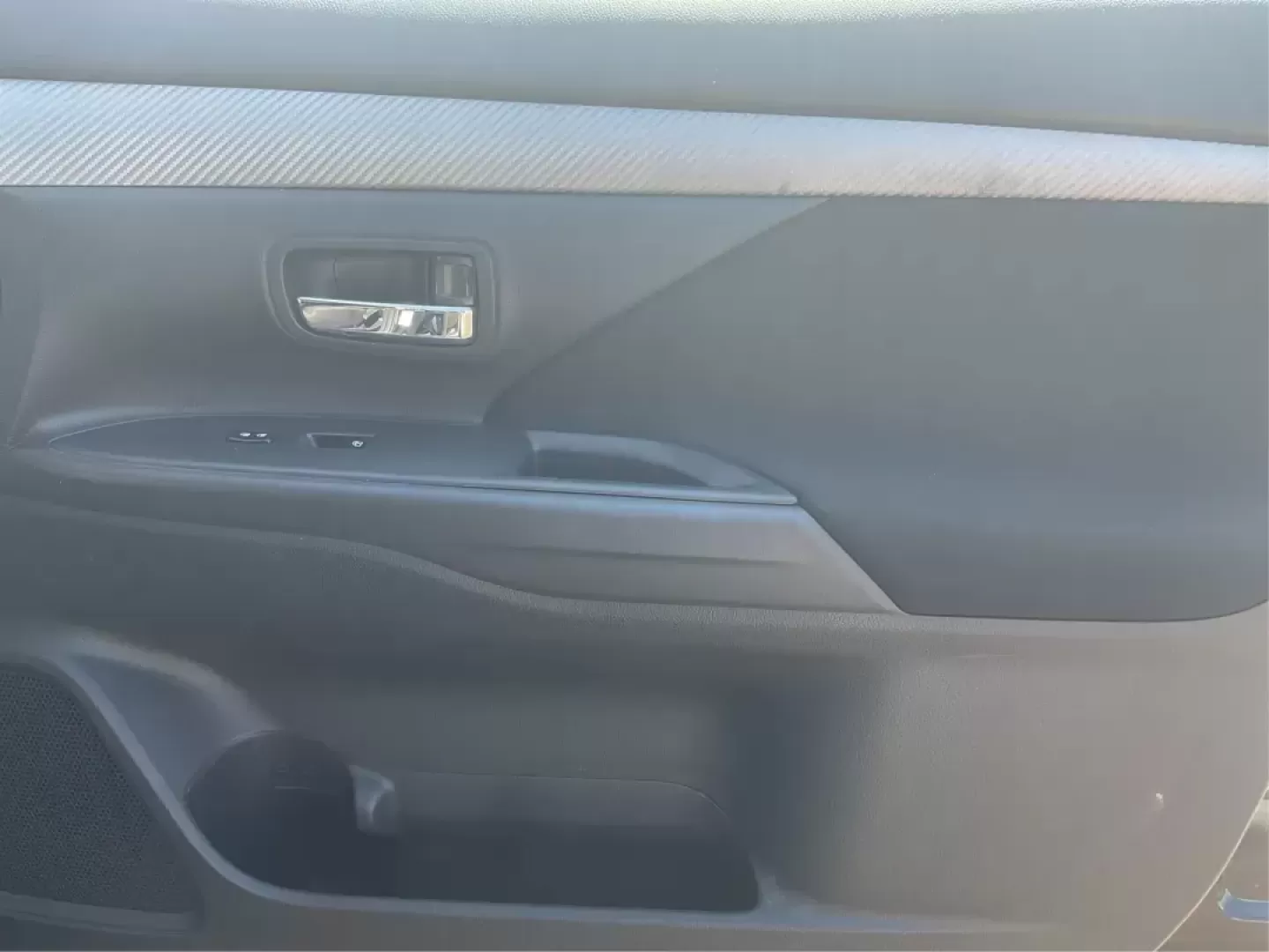 2017 Mitsubishi Outlander ES (JA4AD2A34HZ) with an 2.4L I-4 variable valve control engine, located at 1951 S Dayton Lakeview Rd., New Carlisle, OH, 45344, (937) 908-9800, 39.890999, -84.050255 - Photo#17