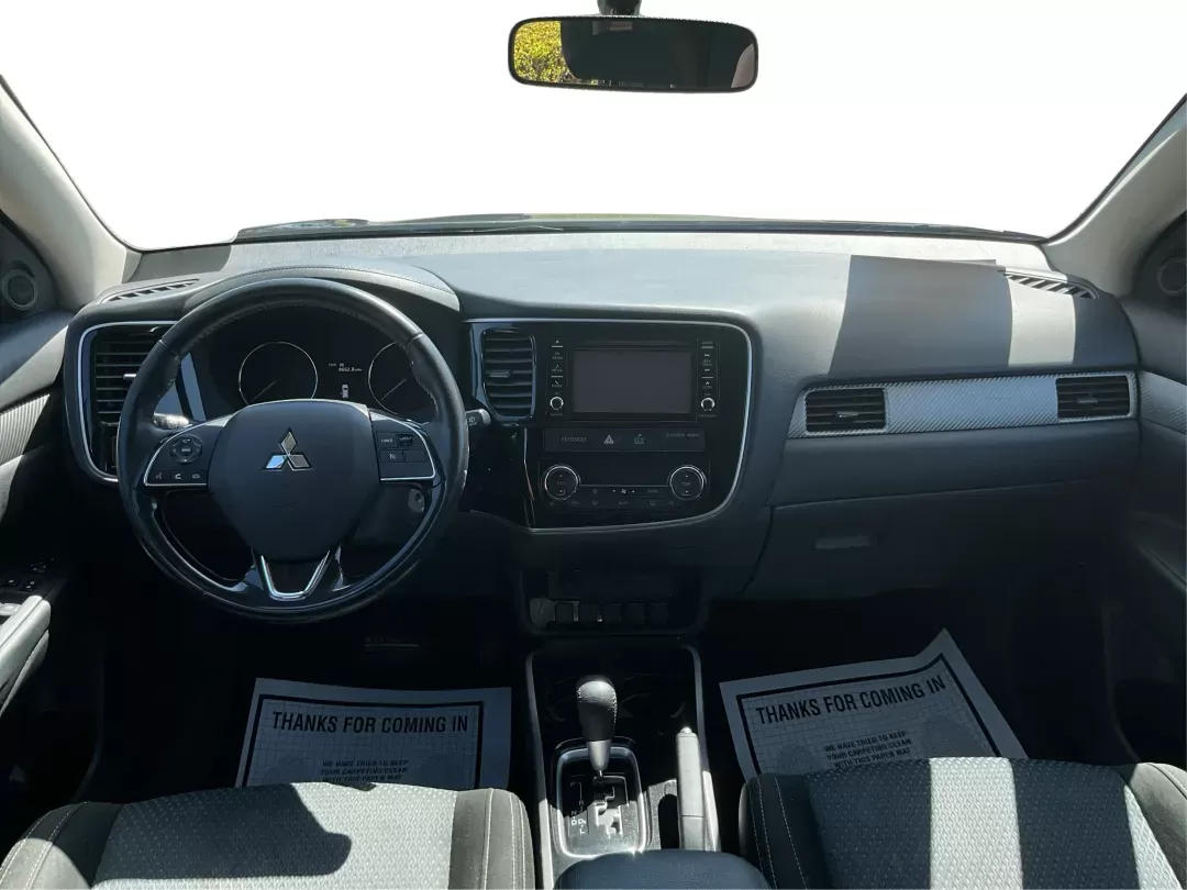 2017 Mitsubishi Outlander ES (JA4AD2A34HZ) with an 2.4L I-4 variable valve control engine, located at 1951 S Dayton Lakeview Rd., New Carlisle, OH, 45344, (937) 908-9800, 39.890999, -84.050255 - 2017 Mitsubishi Outlander ES - Photo#18