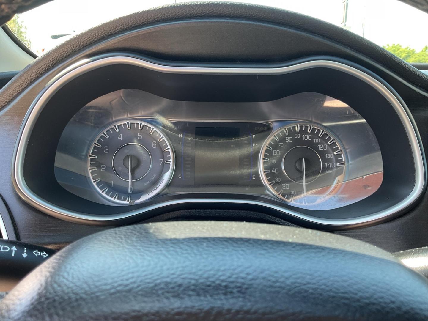 2015 Chrysler 200 Limited (1C3CCCAB5FN) with an 2.4L L4 DOHC 16V engine, 9-Speed Automatic transmission, located at 8750 N County Rd 25A, Piqua, OH, 45356, (937) 908-9800, 40.164391, -84.232513 - Photo#14