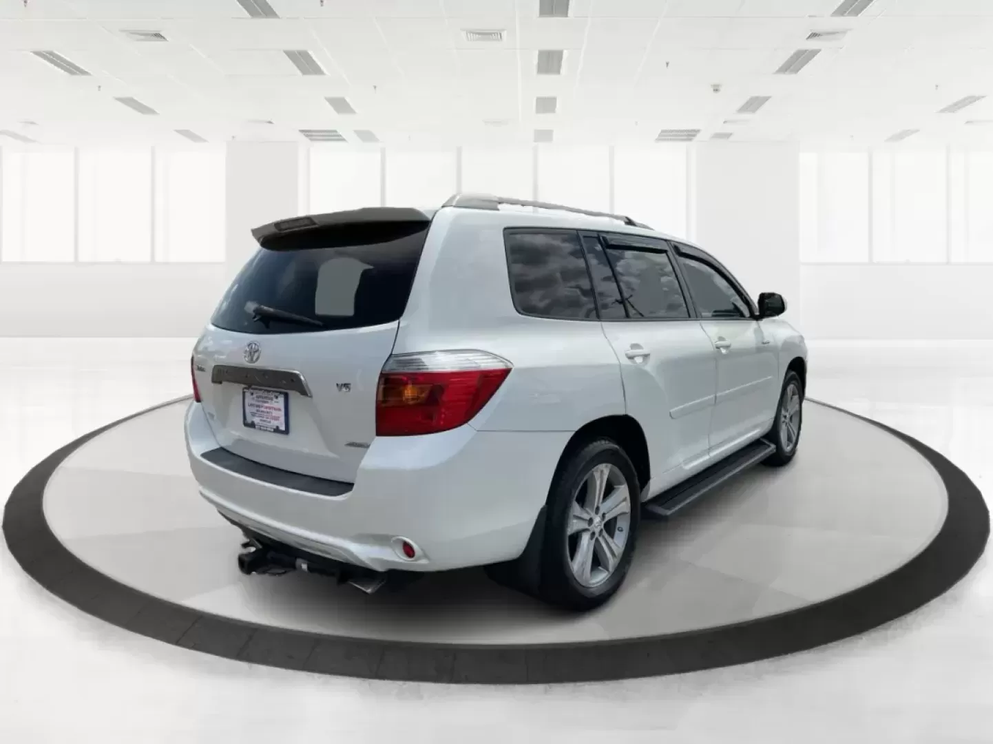 2008 Toyota Highlander Sport (JTEES43A082) with an 3.5L V-6 DOHC engine, located at 1099 N County Rd 25A, Troy, OH, 45373, (937) 908-9800, 40.057079, -84.212883 - 2008 Toyota Highlander Sport - Photo#2