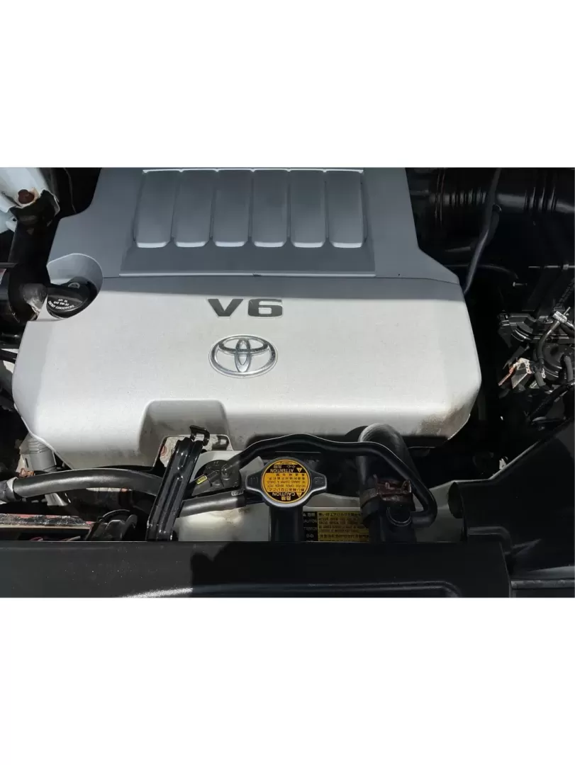 2008 Toyota Highlander Sport (JTEES43A082) with an 3.5L V-6 DOHC engine, located at 1099 N County Rd 25A, Troy, OH, 45373, (937) 908-9800, 40.057079, -84.212883 - 2008 Toyota Highlander Sport - Photo#10