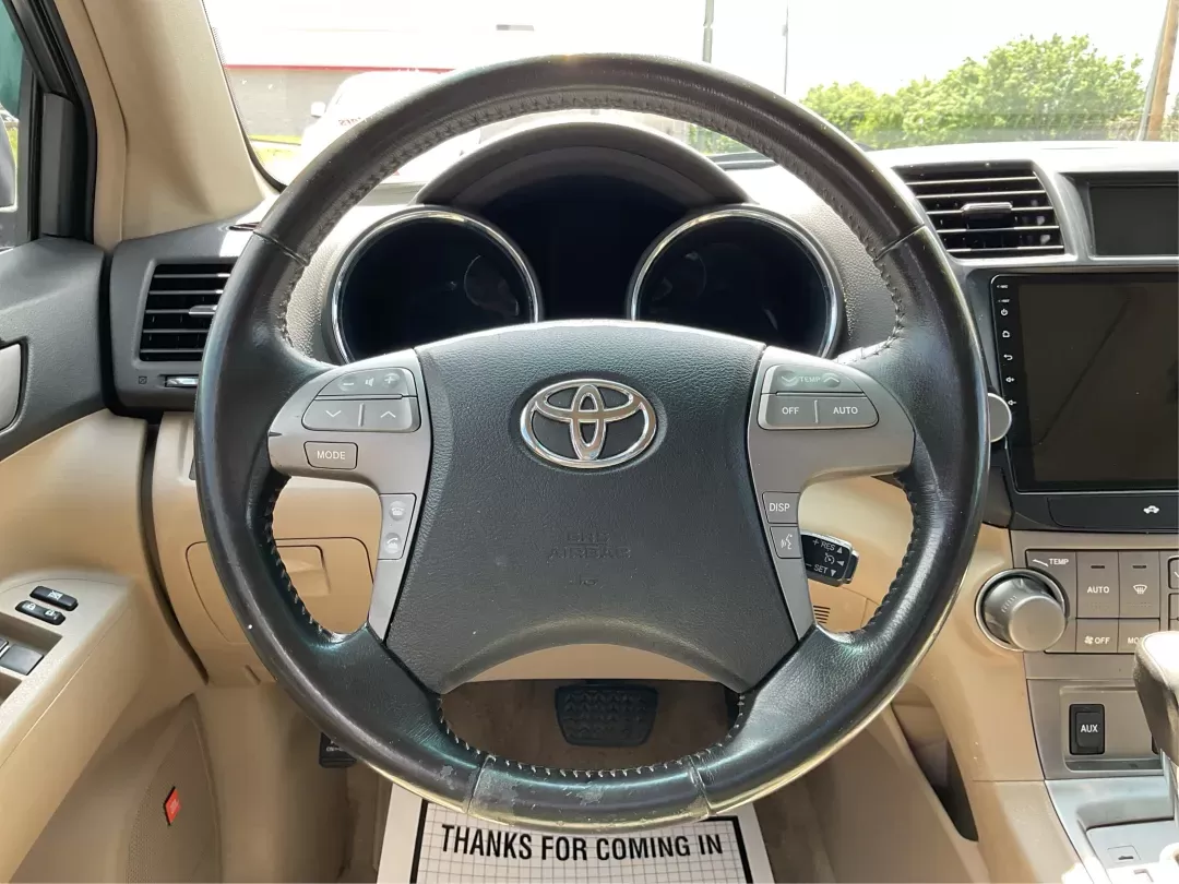 2008 Toyota Highlander Sport (JTEES43A082) with an 3.5L V-6 DOHC engine, located at 1099 N County Rd 25A , Troy, OH, 45373, (937) 908-9800, 40.057079, -84.212883 - 2008 Toyota Highlander Sport - Photo#14