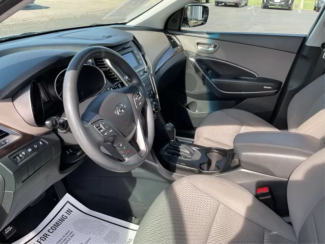2018 Hyundai Santa Fe Sport 2.4L (5XYZT3LB2JG) with an Theta II 2.4L I-4 gasoline direct injection engine, located at 8750 N County Rd 25A, Piqua, OH, 45356, (937) 908-9800, 40.164391, -84.232513 - 2018 Hyundai Santa Fe Sport 2.4L - Photo#8