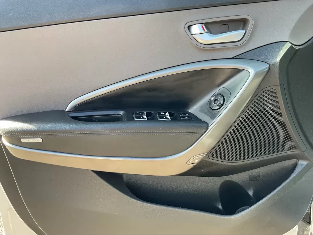 2018 Hyundai Santa Fe Sport 2.4L (5XYZT3LB2JG) with an Theta II 2.4L I-4 gasoline direct injection engine, located at 8750 N County Rd 25A, Piqua, OH, 45356, (937) 908-9800, 40.164391, -84.232513 - 2018 Hyundai Santa Fe Sport 2.4L - Photo#16