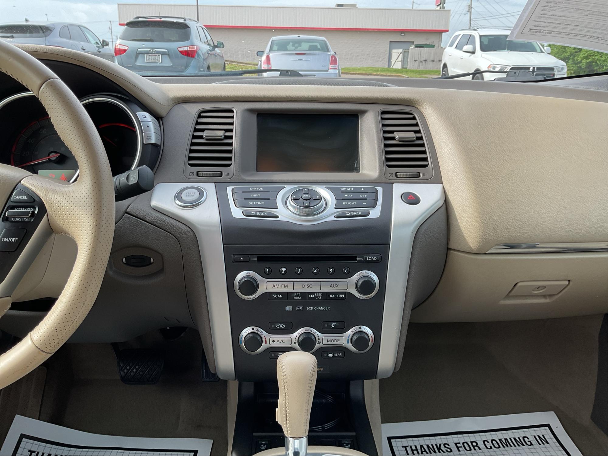 2010 Nissan Murano SL (JN8AZ1MW4AW) with an 3.5L V-6 DOHC engine, located at 1099 N County Rd 25A , Troy, OH, 45373, (937) 908-9800, 40.057079, -84.212883 - Photo#10