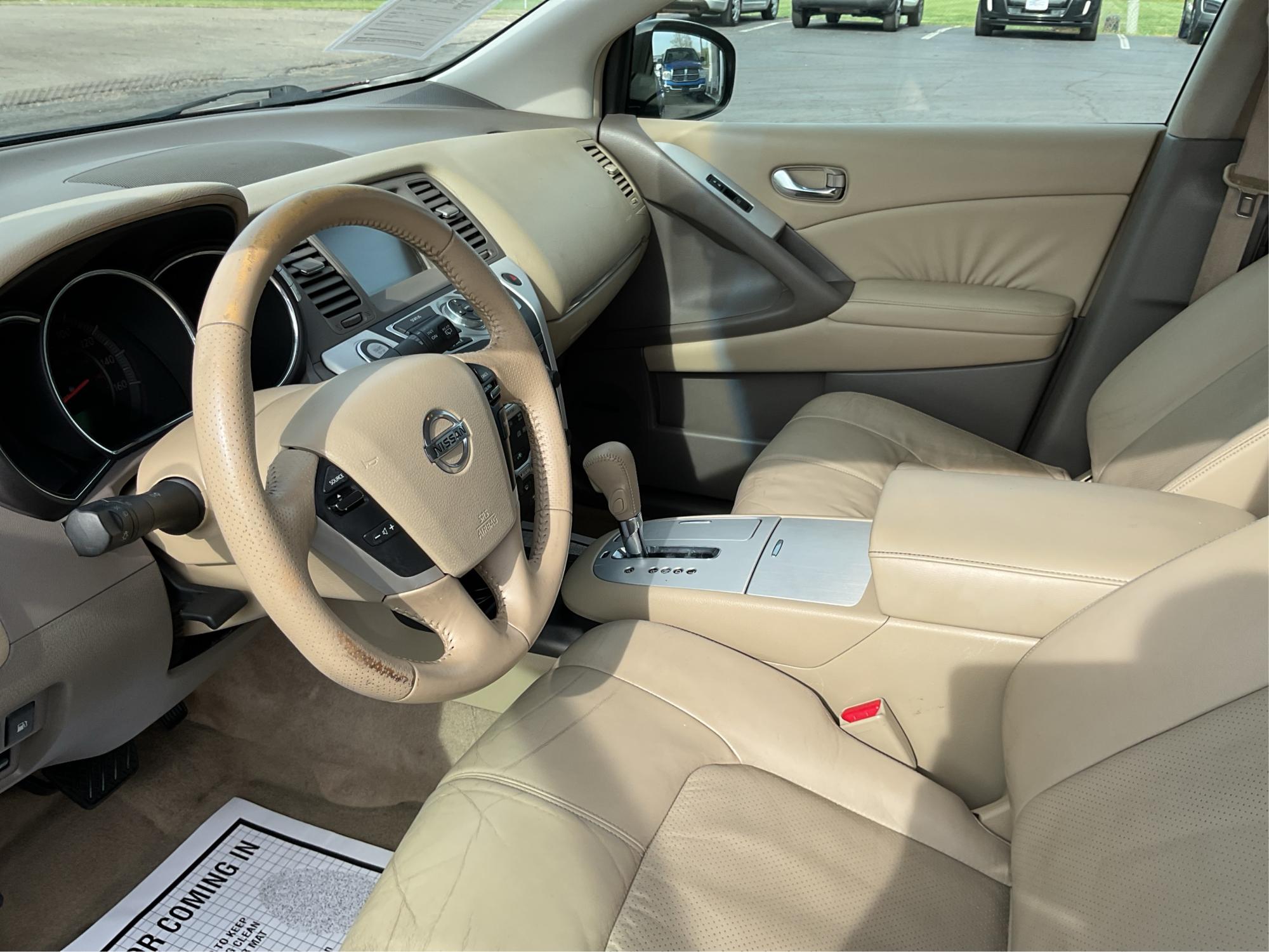 2010 Nissan Murano SL (JN8AZ1MW4AW) with an 3.5L V-6 DOHC engine, located at 1099 N County Rd 25A , Troy, OH, 45373, (937) 908-9800, 40.057079, -84.212883 - Photo#7