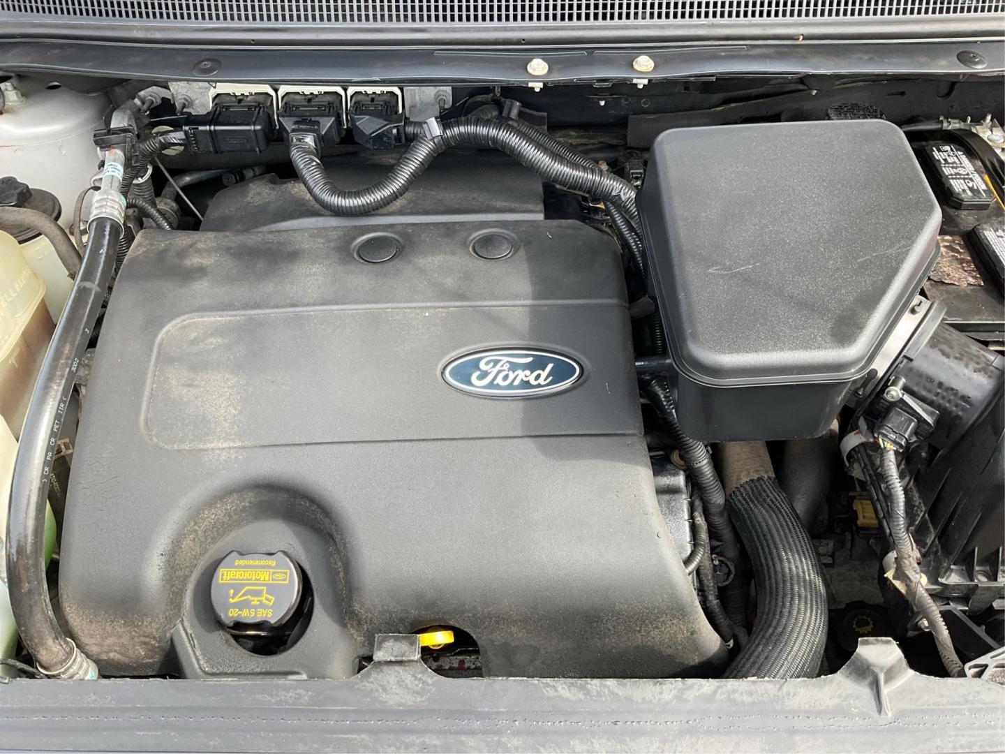 2013 Ford Edge Limited (2FMDK4KC2DB) with an 3.5L V-6 DOHC engine, located at 8750 N County Rd 25A, Piqua, OH, 45356, (937) 908-9800, 40.164391, -84.232513 - Photo#10