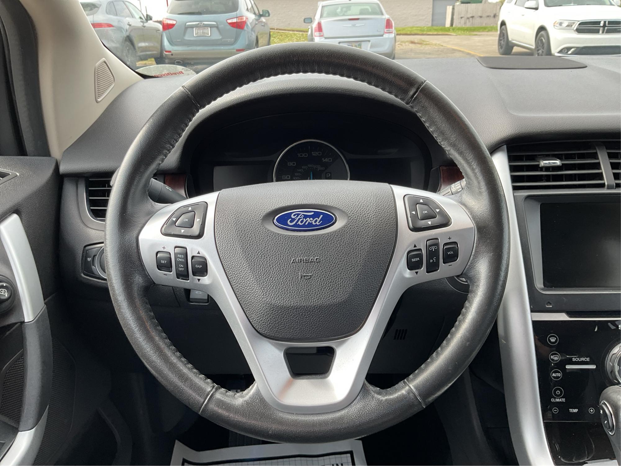 2013 Ford Edge Limited (2FMDK4KC2DB) with an 3.5L V-6 DOHC engine, located at 8750 N County Rd 25A, Piqua, OH, 45356, (937) 908-9800, 40.164391, -84.232513 - One Owner - Photo#15