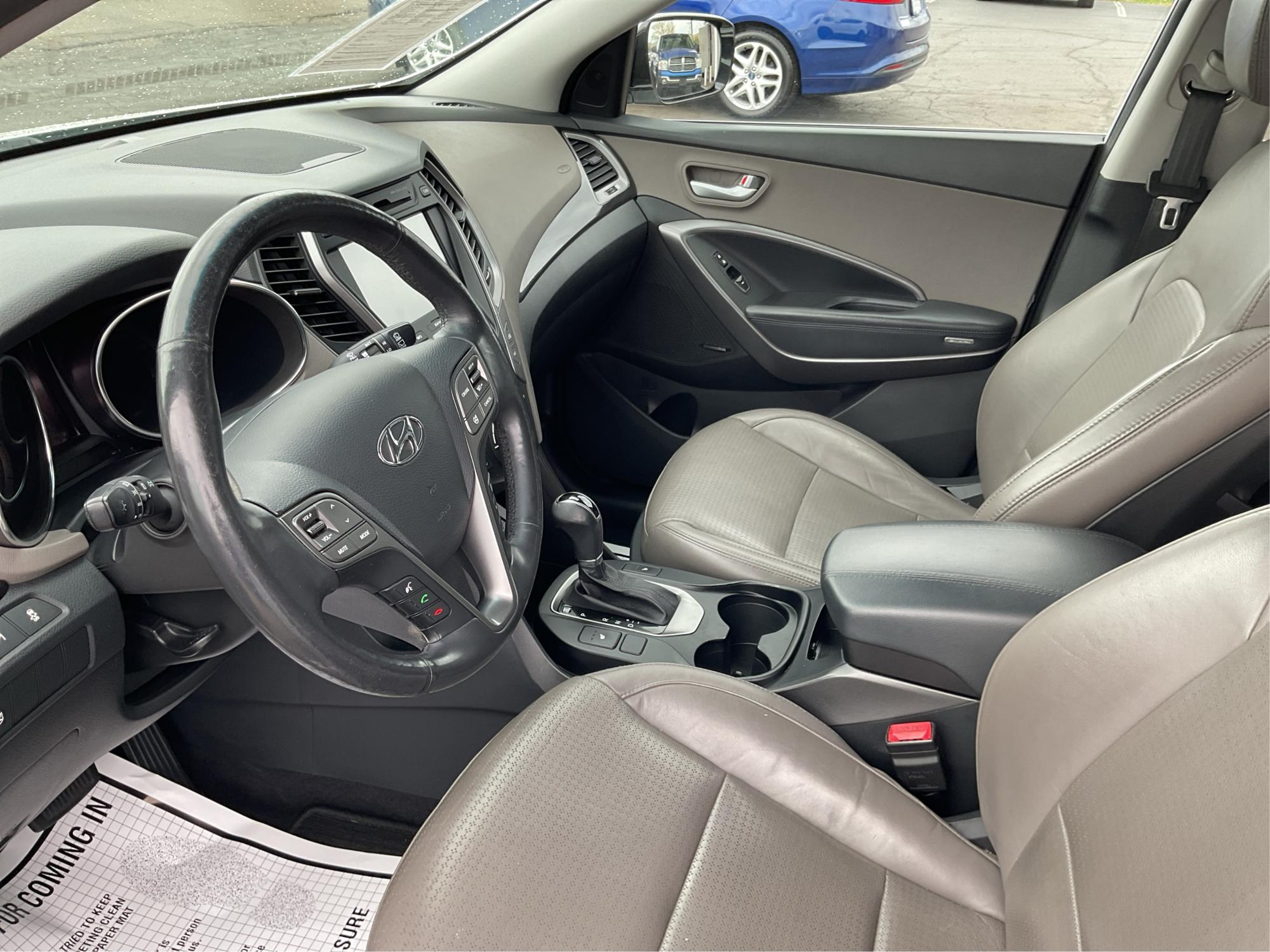 2013 Hyundai Santa Fe Sport (5XYZU3LB9DG) with an Theta II 2.4L I-4 gasoline direct injection engine, located at 880 E. National Road, Vandalia, OH, 45377, (937) 908-9800, 39.891918, -84.183594 - Photo#8