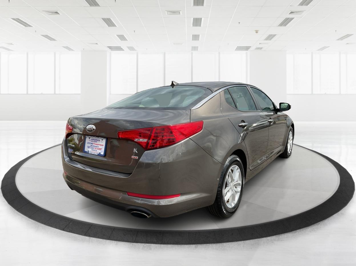 2013 Kia Optima LX (5XXGM4A71DG) with an 2.4L I-4 gasoline direct injection engine, located at 880 E. National Road, Vandalia, OH, 45377, (937) 908-9800, 39.891918, -84.183594 - Photo#2