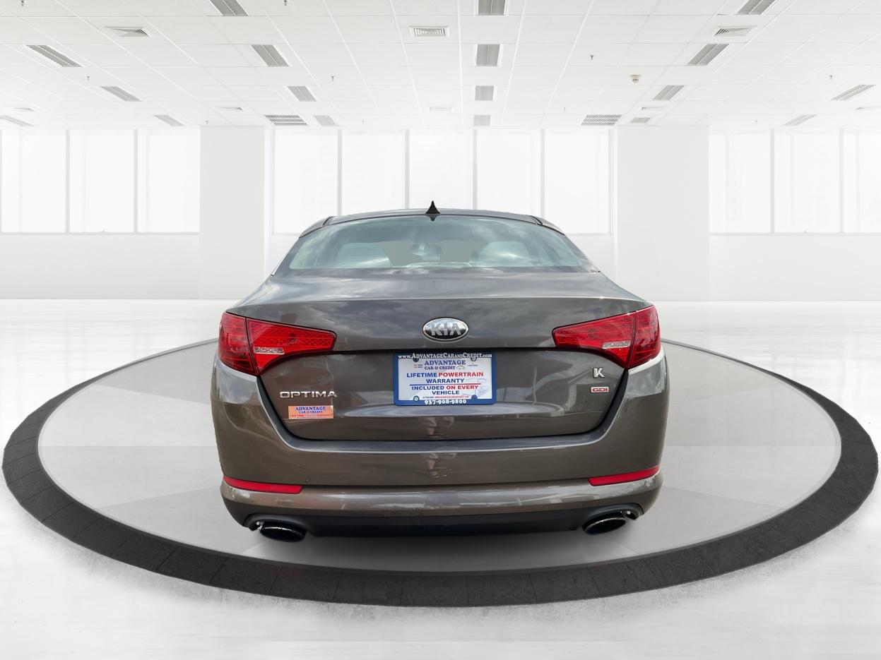 2013 Kia Optima LX (5XXGM4A71DG) with an 2.4L I-4 gasoline direct injection engine, located at 880 E. National Road, Vandalia, OH, 45377, (937) 908-9800, 39.891918, -84.183594 - Photo#3