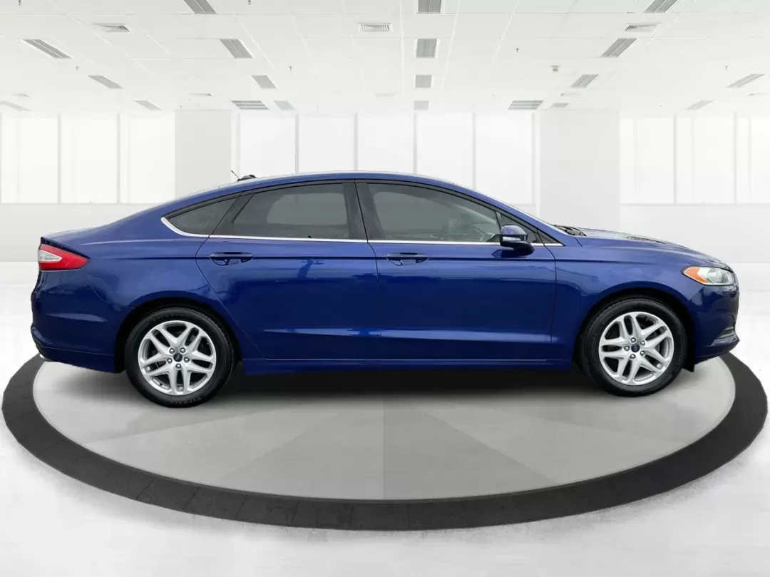 photo of 2014 Ford Fusion SE
