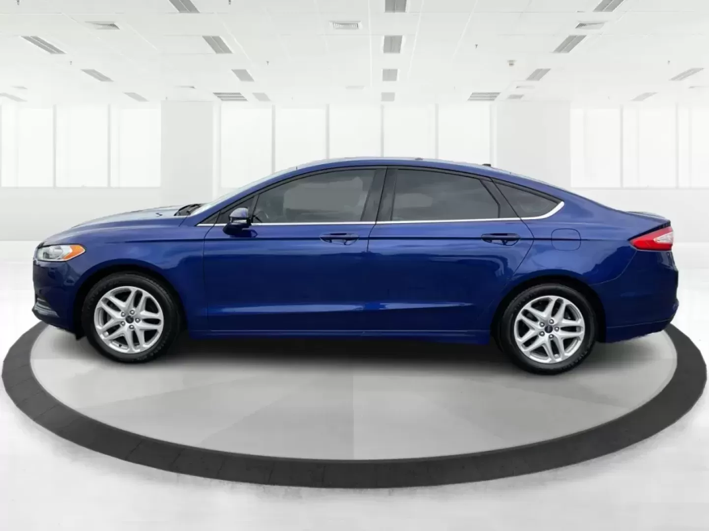 2014 Ford Fusion SE (3FA6P0H78ER) with an Other engine, located at 1184 Kauffman Ave, Fairborn, OH, 45324, (937) 908-9800, 39.807072, -84.030914 - Photo#5