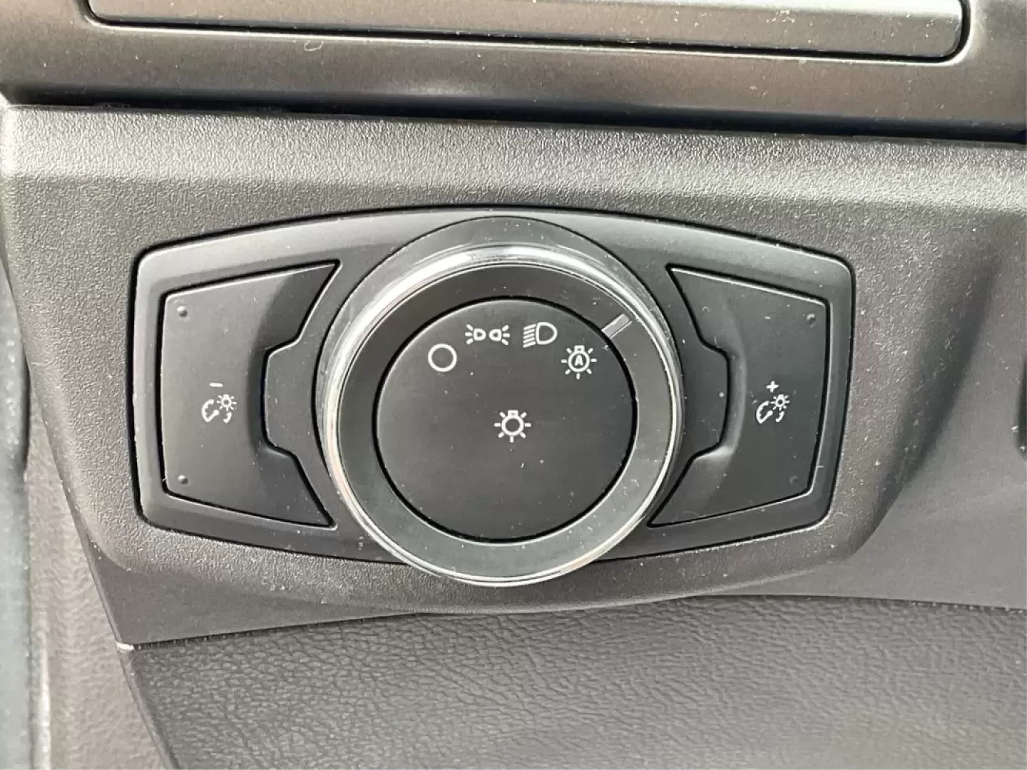 2014 Ford Fusion SE (3FA6P0H78ER) with an Other engine, located at 1184 Kauffman Ave, Fairborn, OH, 45324, (937) 908-9800, 39.807072, -84.030914 - Photo#16