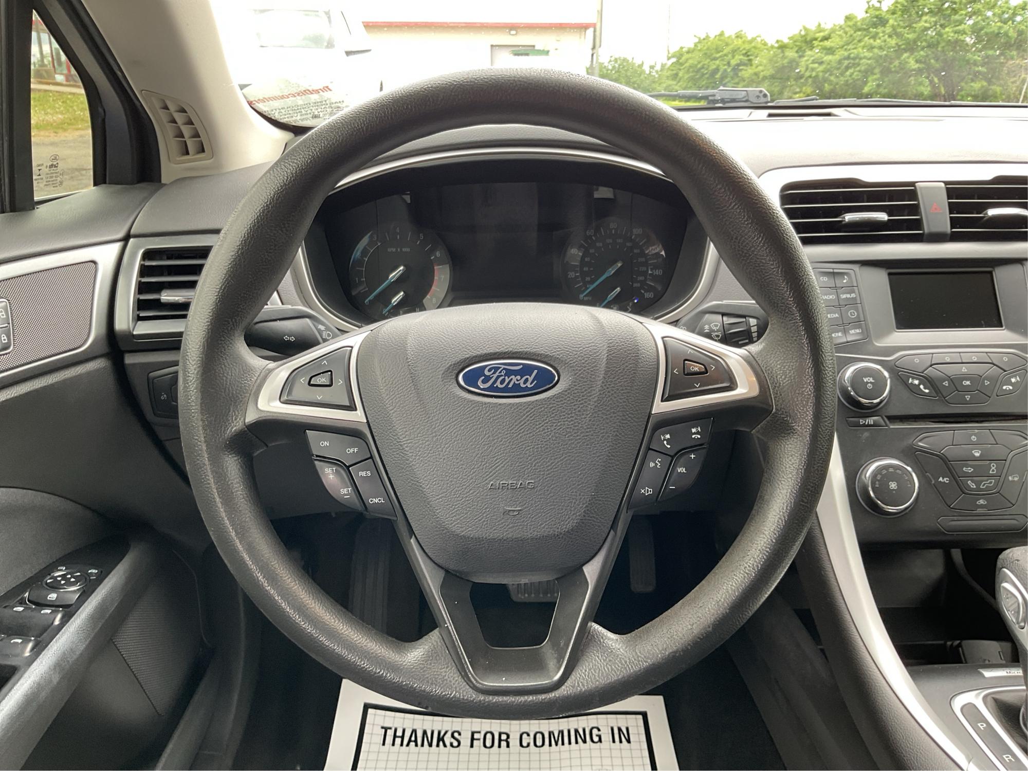 2014 Ford Fusion SE (3FA6P0H78ER) with an Other engine, located at 1184 Kauffman Ave, Fairborn, OH, 45324, (937) 908-9800, 39.807072, -84.030914 - Photo#15