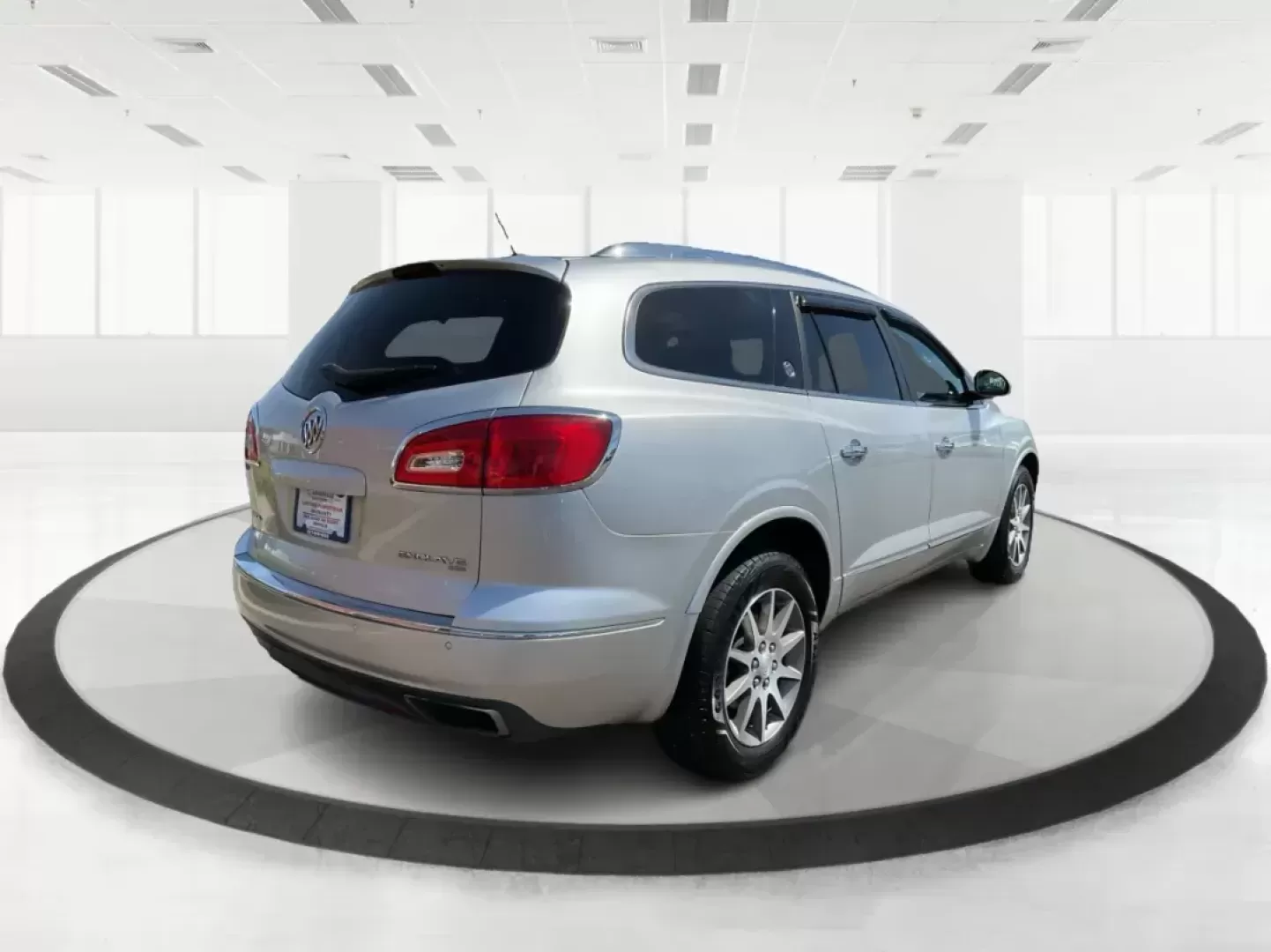 2015 Buick Enclave Leather (5GAKVBKD2FJ) with an 3.6L V-6 gasoline direct injection engine, located at 1230 East Main St, Xenia, OH, 45385, (937) 908-9800, 39.688026, -83.910172 - 2015 Buick Enclave Leather - Photo#2