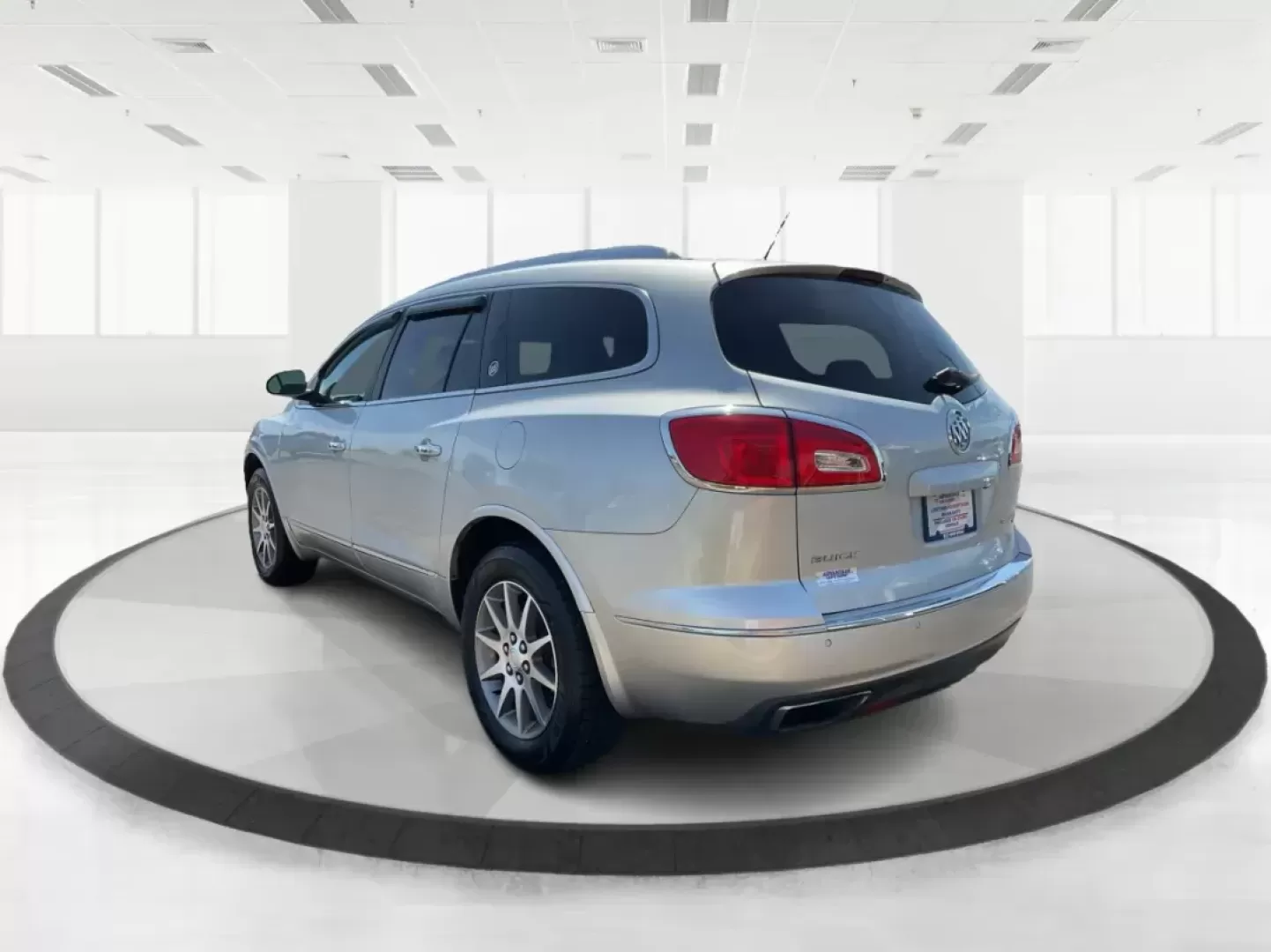 2015 Buick Enclave Leather (5GAKVBKD2FJ) with an 3.6L V-6 gasoline direct injection engine, located at 1230 East Main St, Xenia, OH, 45385, (937) 908-9800, 39.688026, -83.910172 - 2015 Buick Enclave Leather - Photo#5