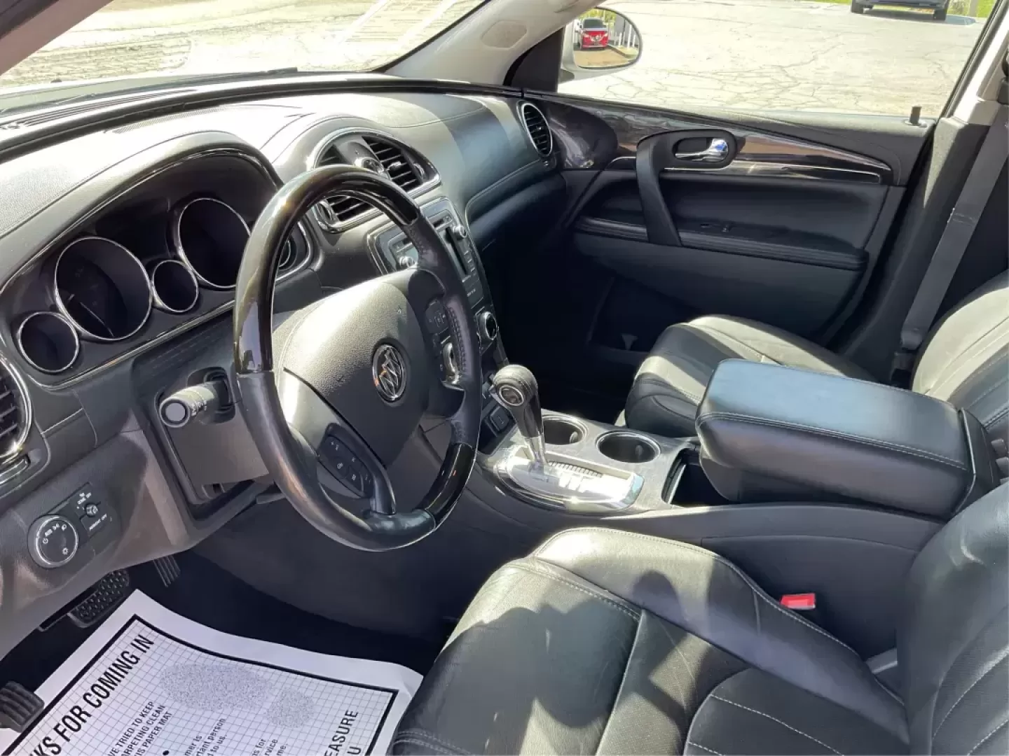2015 Buick Enclave Leather (5GAKVBKD2FJ) with an 3.6L V-6 gasoline direct injection engine, located at 1230 East Main St, Xenia, OH, 45385, (937) 908-9800, 39.688026, -83.910172 - 2015 Buick Enclave Leather - Photo#9