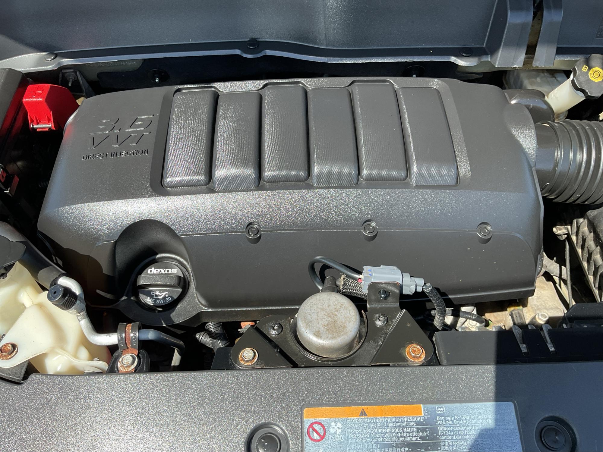 2015 Buick Enclave Leather (5GAKVBKD2FJ) with an 3.6L V-6 gasoline direct injection engine, located at 1230 East Main St, Xenia, OH, 45385, (937) 908-9800, 39.688026, -83.910172 - Photo#11