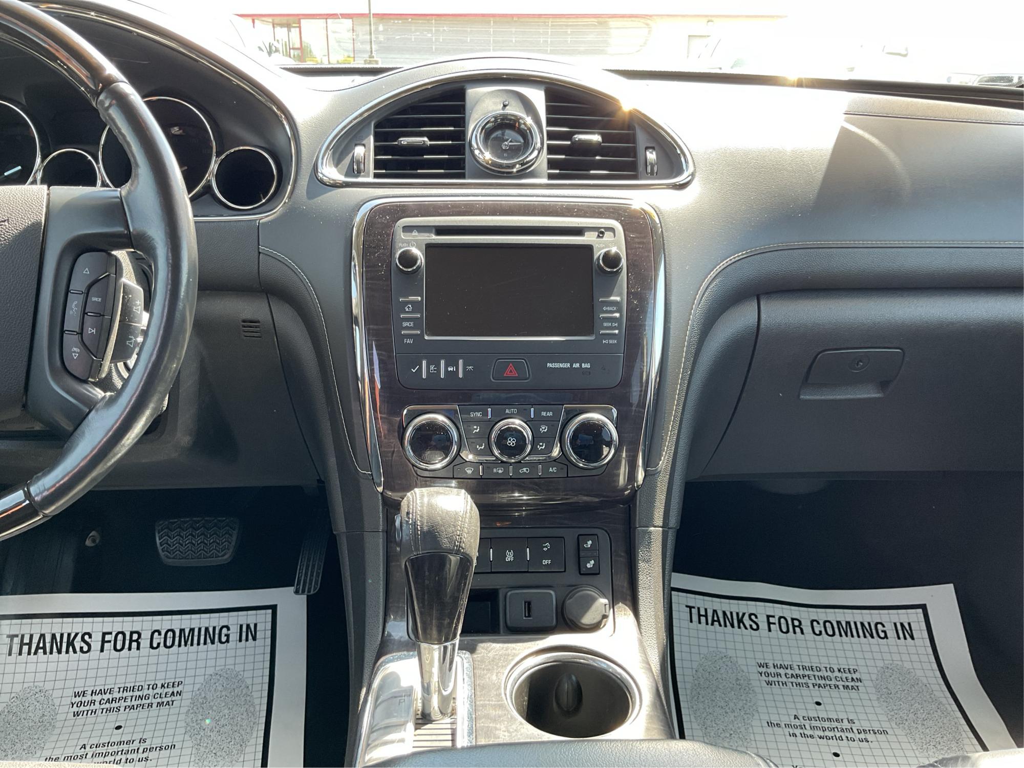 2015 Buick Enclave Leather (5GAKVBKD2FJ) with an 3.6L V-6 gasoline direct injection engine, located at 1230 East Main St, Xenia, OH, 45385, (937) 908-9800, 39.688026, -83.910172 - Photo#13