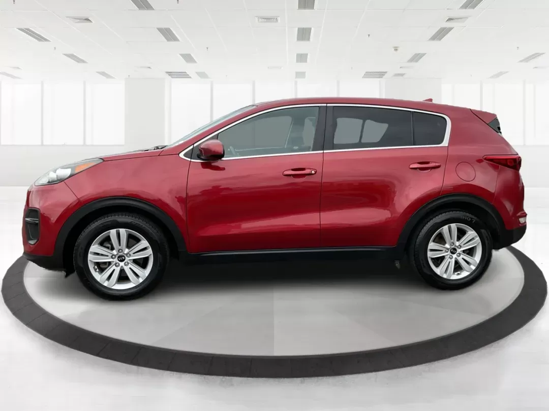 2018 Kia Sportage LX (KNDPM3AC2J7) with an Theta II 2.4L I-4 gasoline direct injection engine, located at 1099 N County Rd 25A , Troy, OH, 45373, (937) 908-9800, 40.057079, -84.212883 - Photo#5