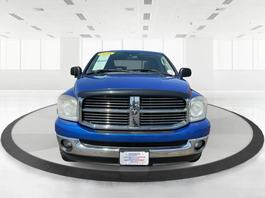 2008 Dodge Ram 1500 SLT (1D7HU18288J) with an HEMI Magnum 5.7L V-8 regular unleaded engine, located at 1230 East Main St, Xenia, OH, 45385, (937) 908-9800, 39.688026, -83.910172 - 2008 Dodge Ram 1500 SLT - Photo#6