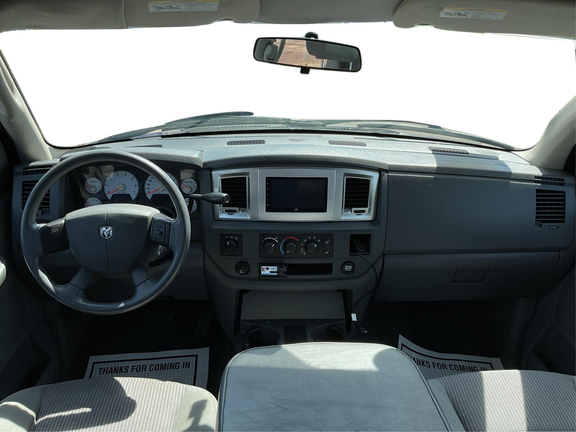 2008 Dodge Ram 1500 SLT (1D7HU18288J) with an HEMI Magnum 5.7L V-8 regular unleaded engine, located at 1230 East Main St, Xenia, OH, 45385, (937) 908-9800, 39.688026, -83.910172 - Photo#19
