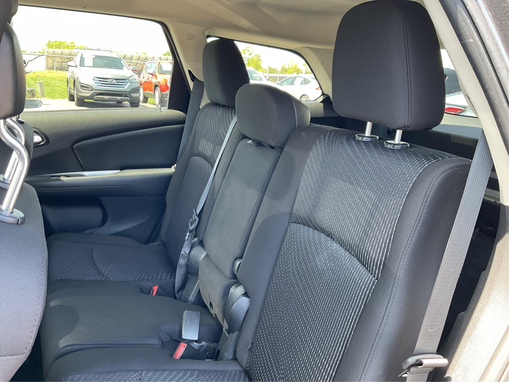 2016 Dodge Journey SE (3C4PDCAB7GT) with an 2.4L L4 DOHC 16V engine, 4-Speed Automatic transmission, located at 4508 South Dixie Dr, Moraine, OH, 45439, (937) 908-9800, 39.689976, -84.218452 - Photo#10
