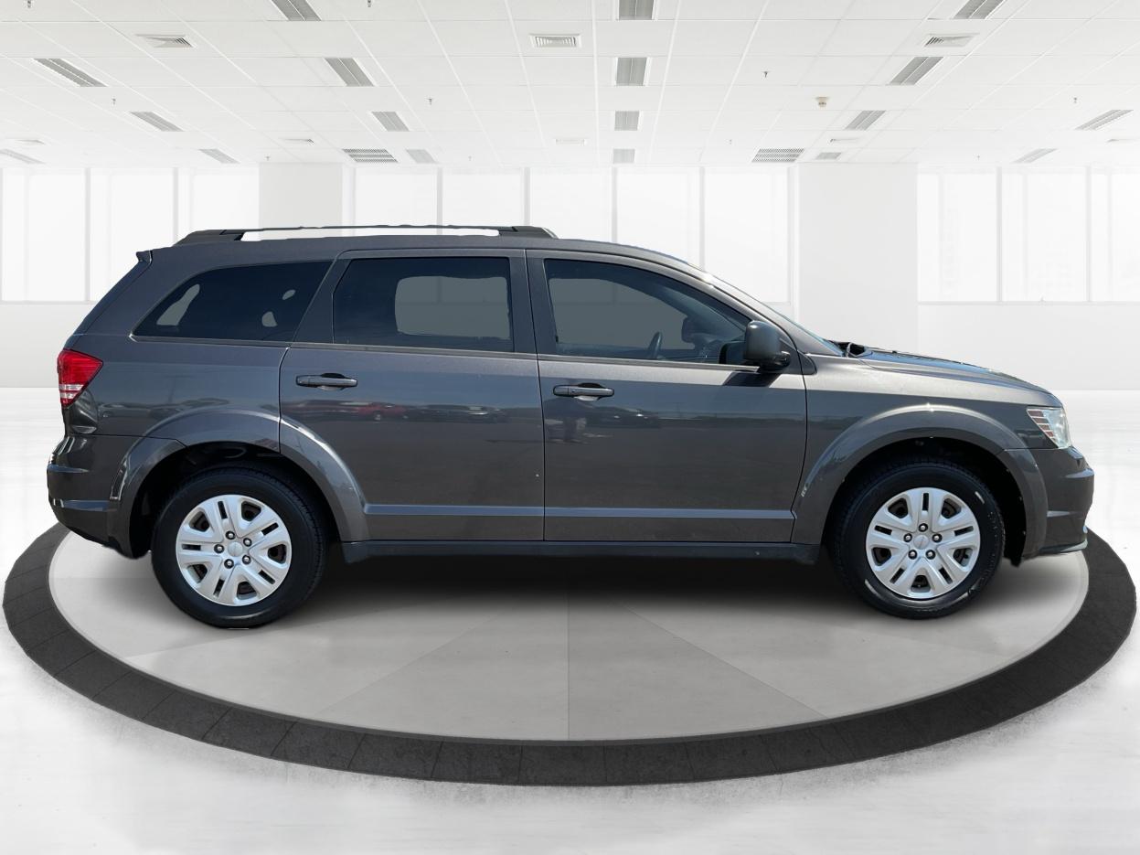 2016 Dodge Journey SE (3C4PDCAB7GT) with an 2.4L L4 DOHC 16V engine, 4-Speed Automatic transmission, located at 4508 South Dixie Dr, Moraine, OH, 45439, (937) 908-9800, 39.689976, -84.218452 - Photo#1