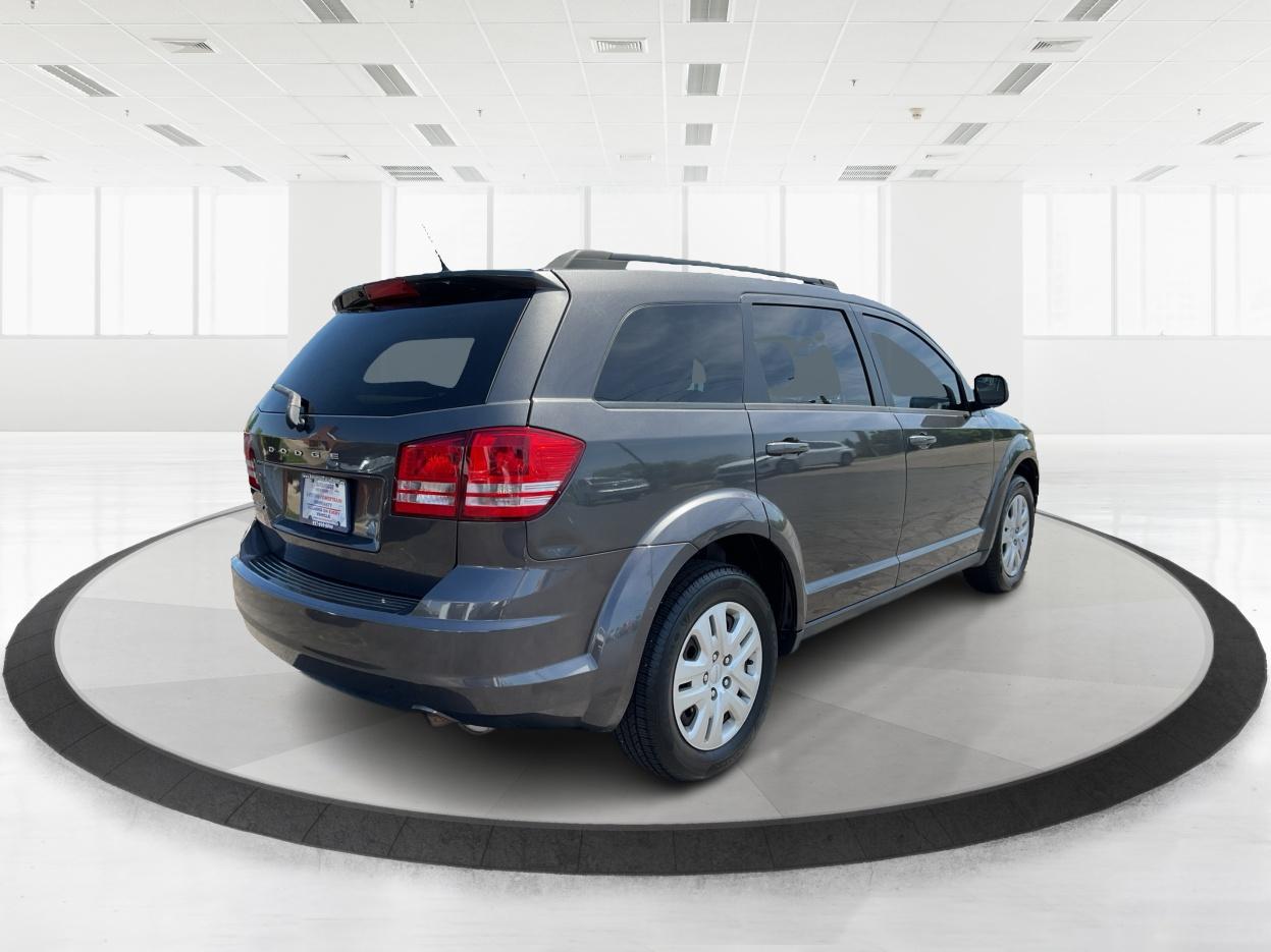 2016 Dodge Journey SE (3C4PDCAB7GT) with an 2.4L L4 DOHC 16V engine, 4-Speed Automatic transmission, located at 4508 South Dixie Dr, Moraine, OH, 45439, (937) 908-9800, 39.689976, -84.218452 - Photo#2