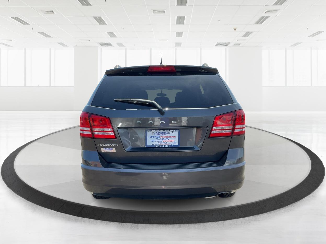 2016 Dodge Journey SE (3C4PDCAB7GT) with an 2.4L L4 DOHC 16V engine, 4-Speed Automatic transmission, located at 4508 South Dixie Dr, Moraine, OH, 45439, (937) 908-9800, 39.689976, -84.218452 - Photo#4