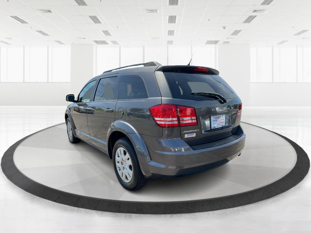 2016 Dodge Journey SE (3C4PDCAB7GT) with an 2.4L L4 DOHC 16V engine, 4-Speed Automatic transmission, located at 4508 South Dixie Dr, Moraine, OH, 45439, (937) 908-9800, 39.689976, -84.218452 - Photo#5
