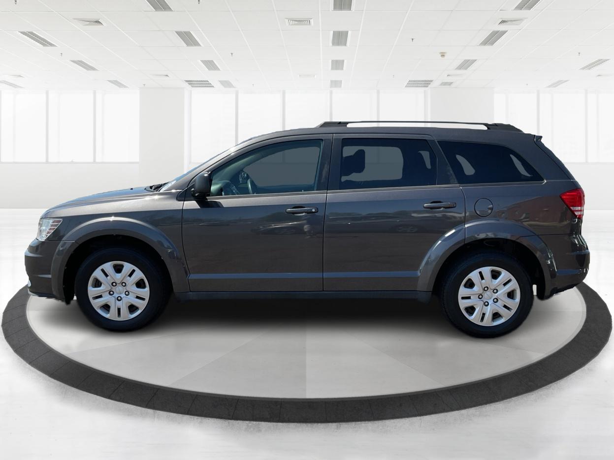 2016 Dodge Journey SE (3C4PDCAB7GT) with an 2.4L L4 DOHC 16V engine, 4-Speed Automatic transmission, located at 4508 South Dixie Dr, Moraine, OH, 45439, (937) 908-9800, 39.689976, -84.218452 - Photo#6
