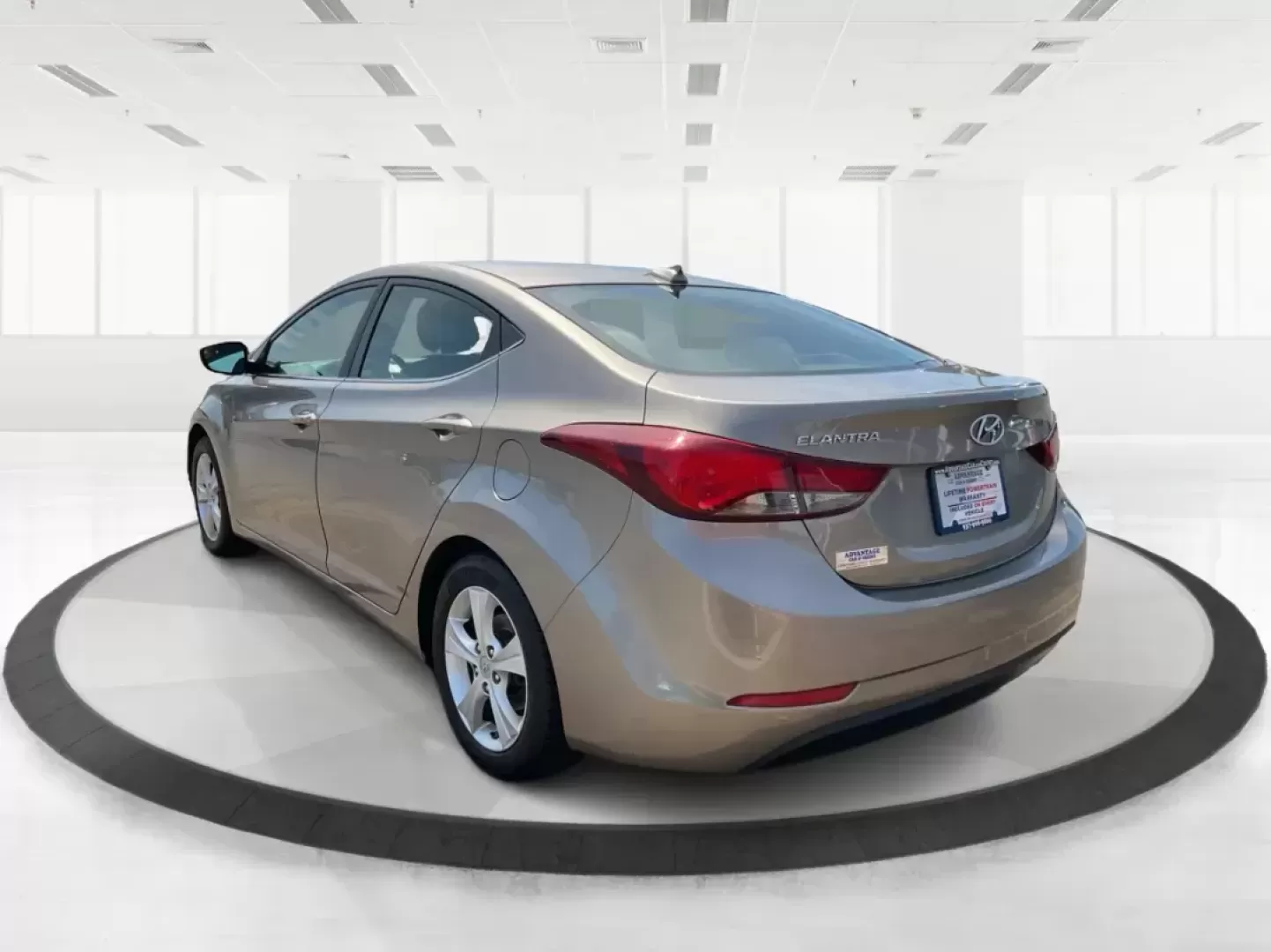 2016 Hyundai Elantra Value Edition (5NPDH4AE3GH) with an Nu 1.8L I-4 DOHC engine, located at 1230 East Main St, Xenia, OH, 45385, (937) 908-9800, 39.688026, -83.910172 - Photo#5