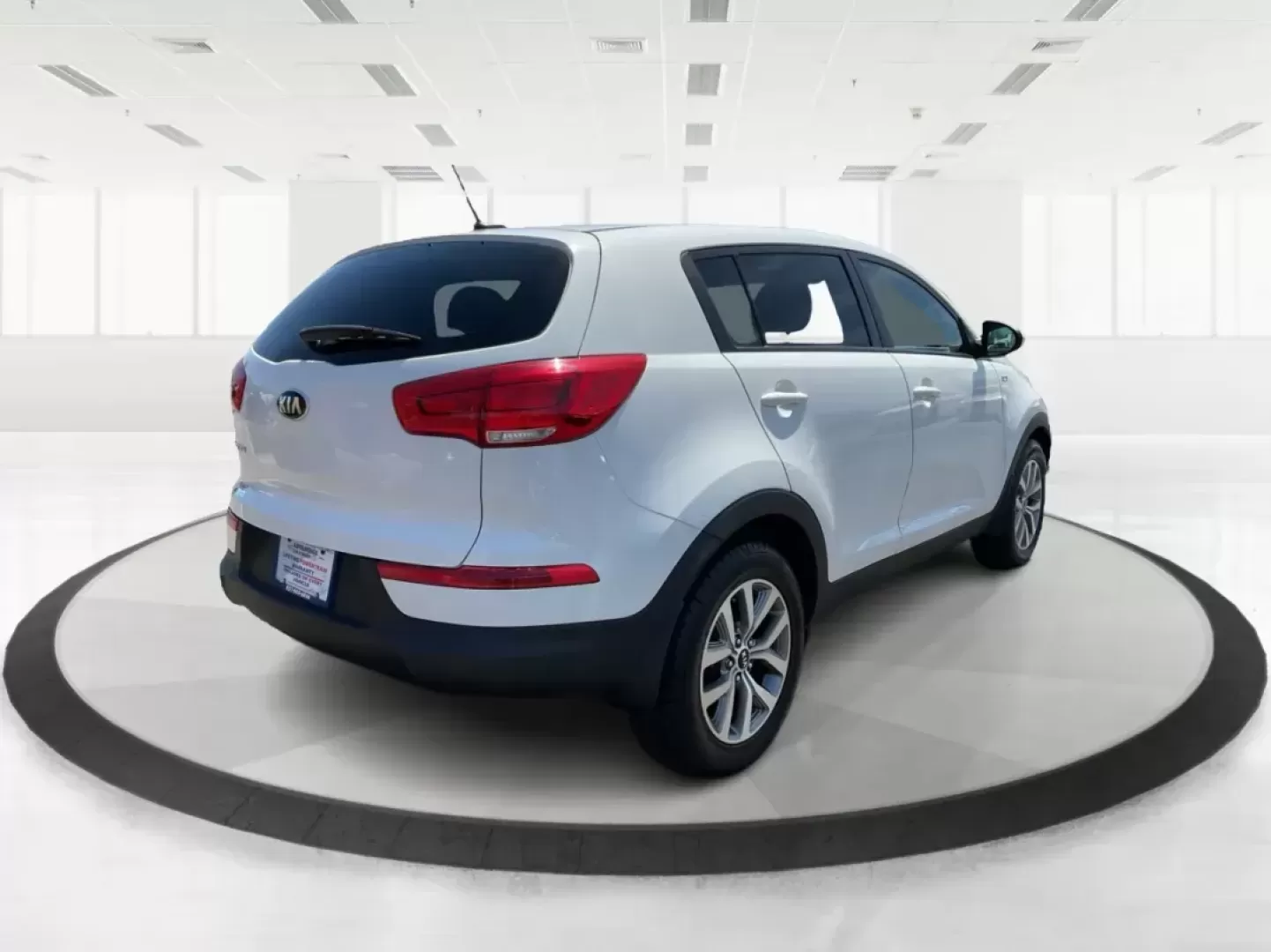 2015 Kia Sportage LX (KNDPBCAC7F7) with an Other engine, located at 1184 Kauffman Ave, Fairborn, OH, 45324, (937) 908-9800, 39.807072, -84.030914 - Photo#2