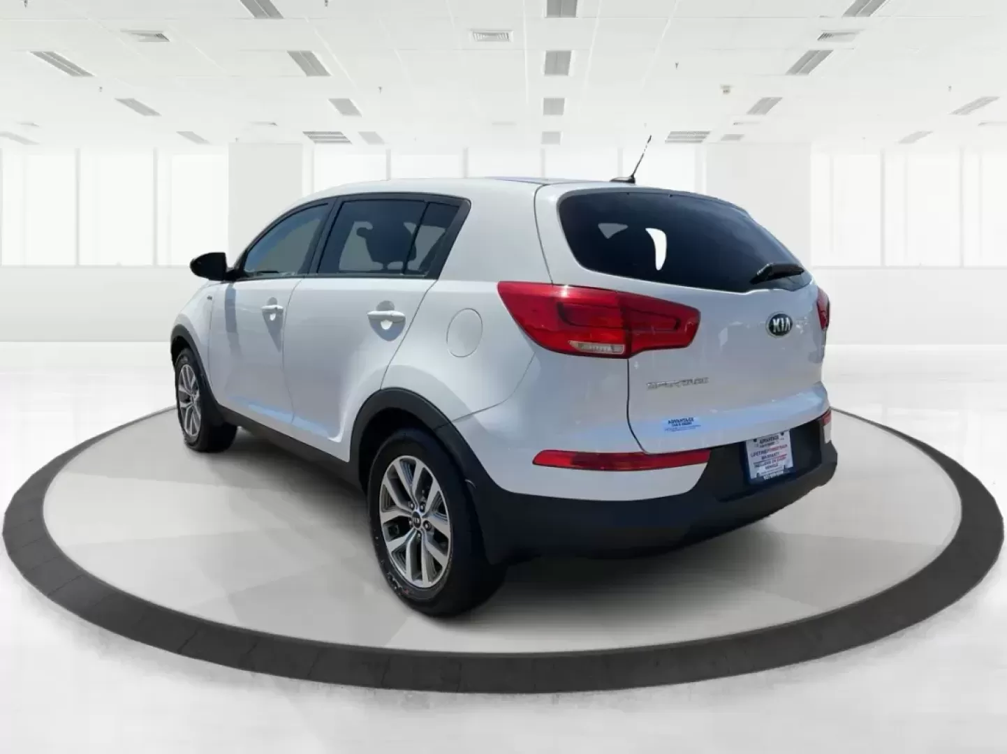 2015 Kia Sportage LX (KNDPBCAC7F7) with an Other engine, located at 1184 Kauffman Ave, Fairborn, OH, 45324, (937) 908-9800, 39.807072, -84.030914 - Photo#4