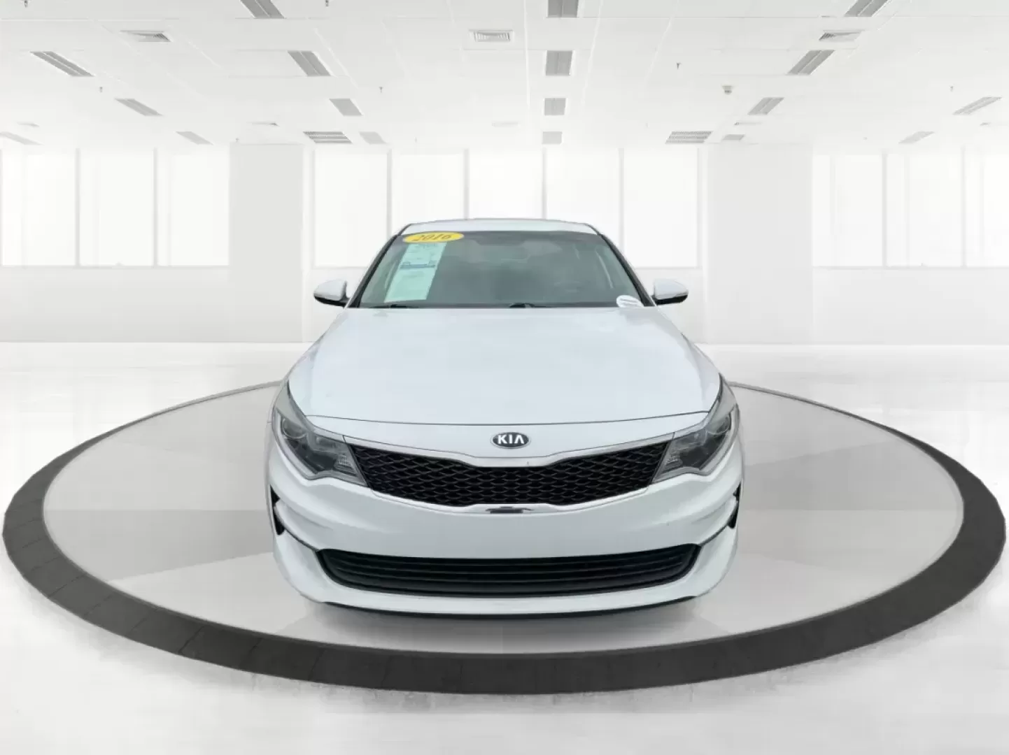 2016 Kia Optima LX (5XXGT4L32GG) with an Theta II 2.4L I-4 gasoline direct injection engine, located at 8750 N County Rd 25A, Piqua, OH, 45356, (937) 908-9800, 40.164391, -84.232513 - 2016 Kia Optima LX - Photo#6