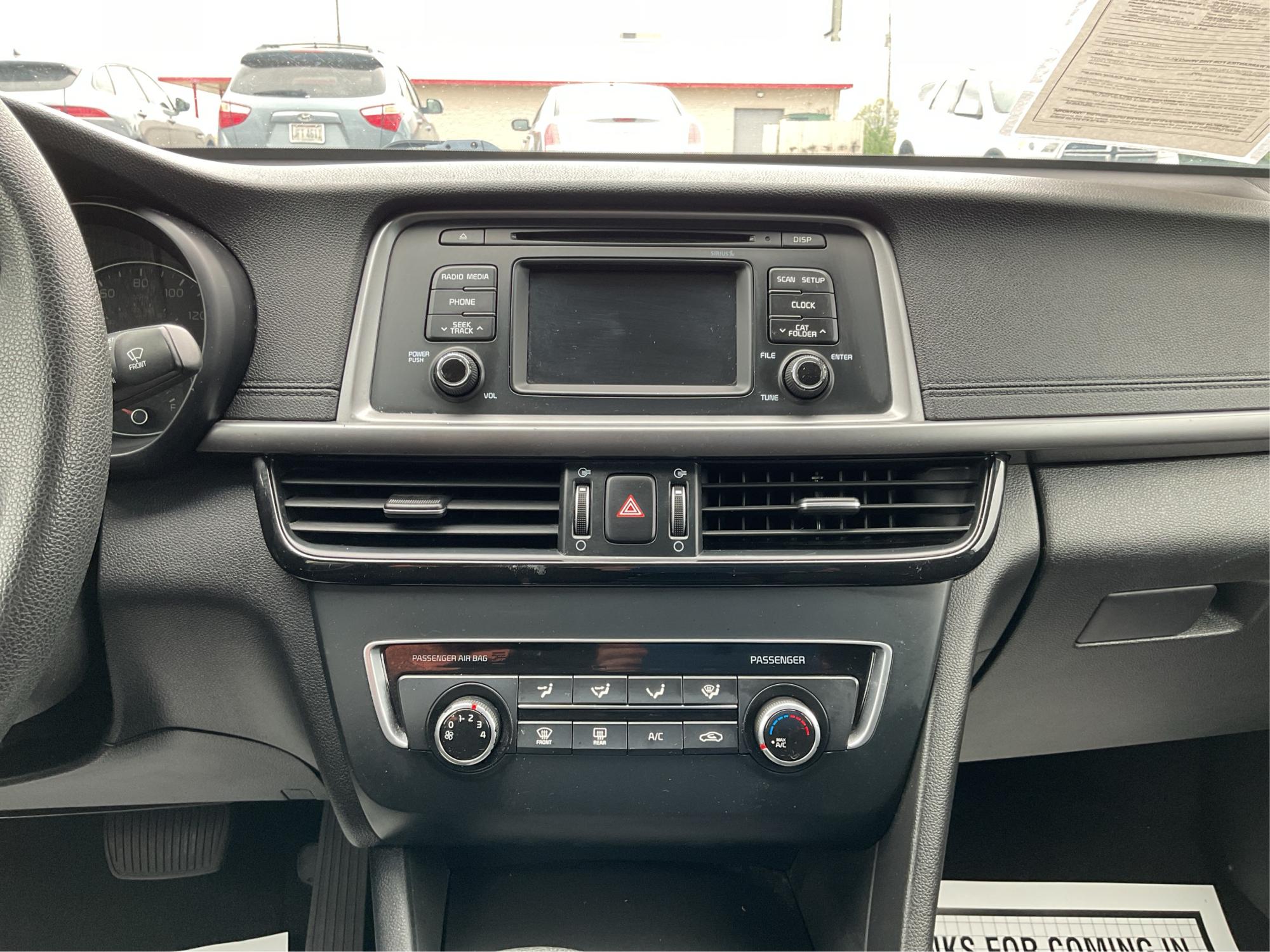 2016 Kia Optima LX (5XXGT4L32GG) with an Theta II 2.4L I-4 gasoline direct injection engine, located at 8750 N County Rd 25A, Piqua, OH, 45356, (937) 908-9800, 40.164391, -84.232513 - Photo#13